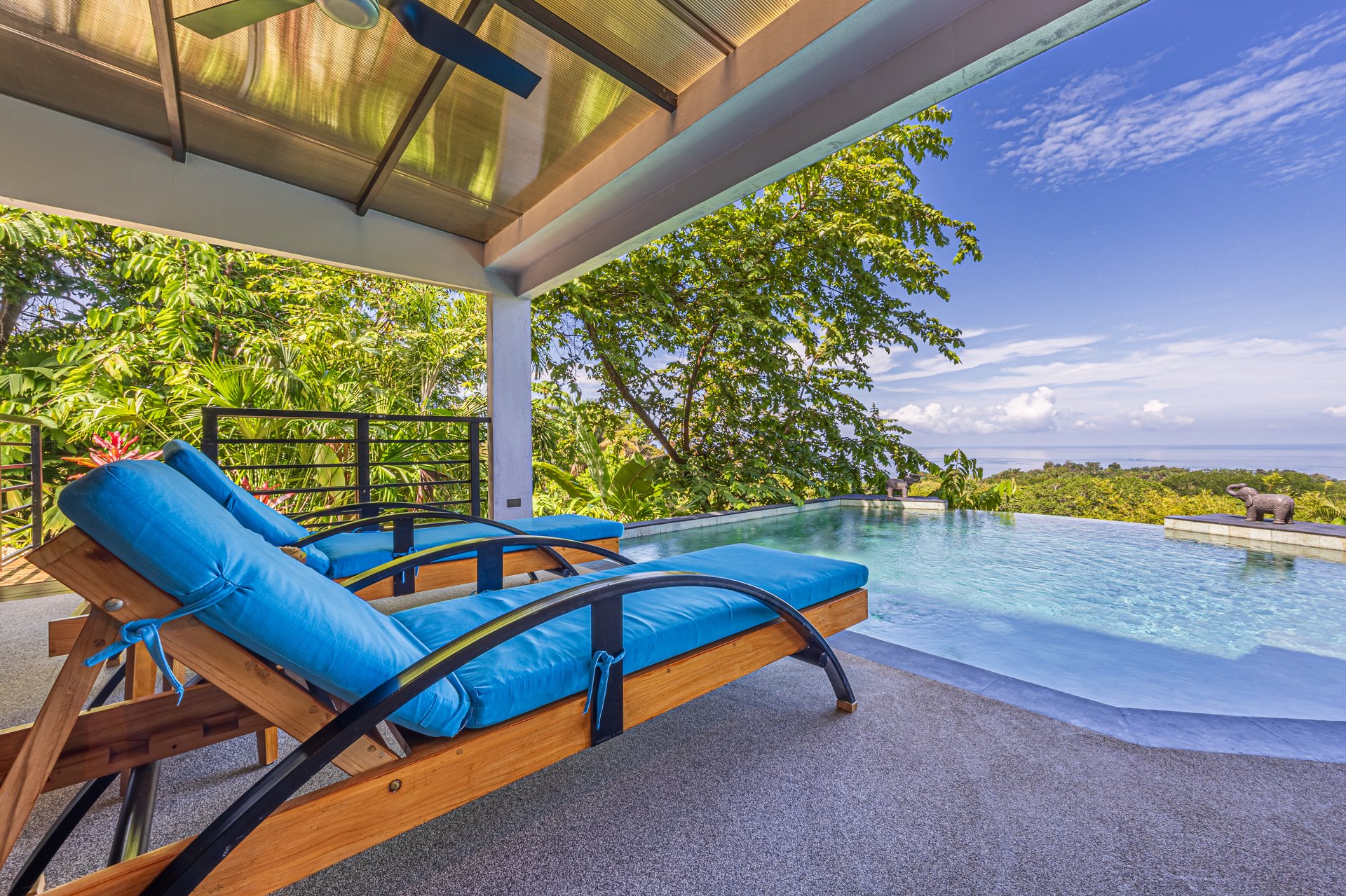 Casa Markissa – Luxury Oceanview Villa with Proven Rental Income.