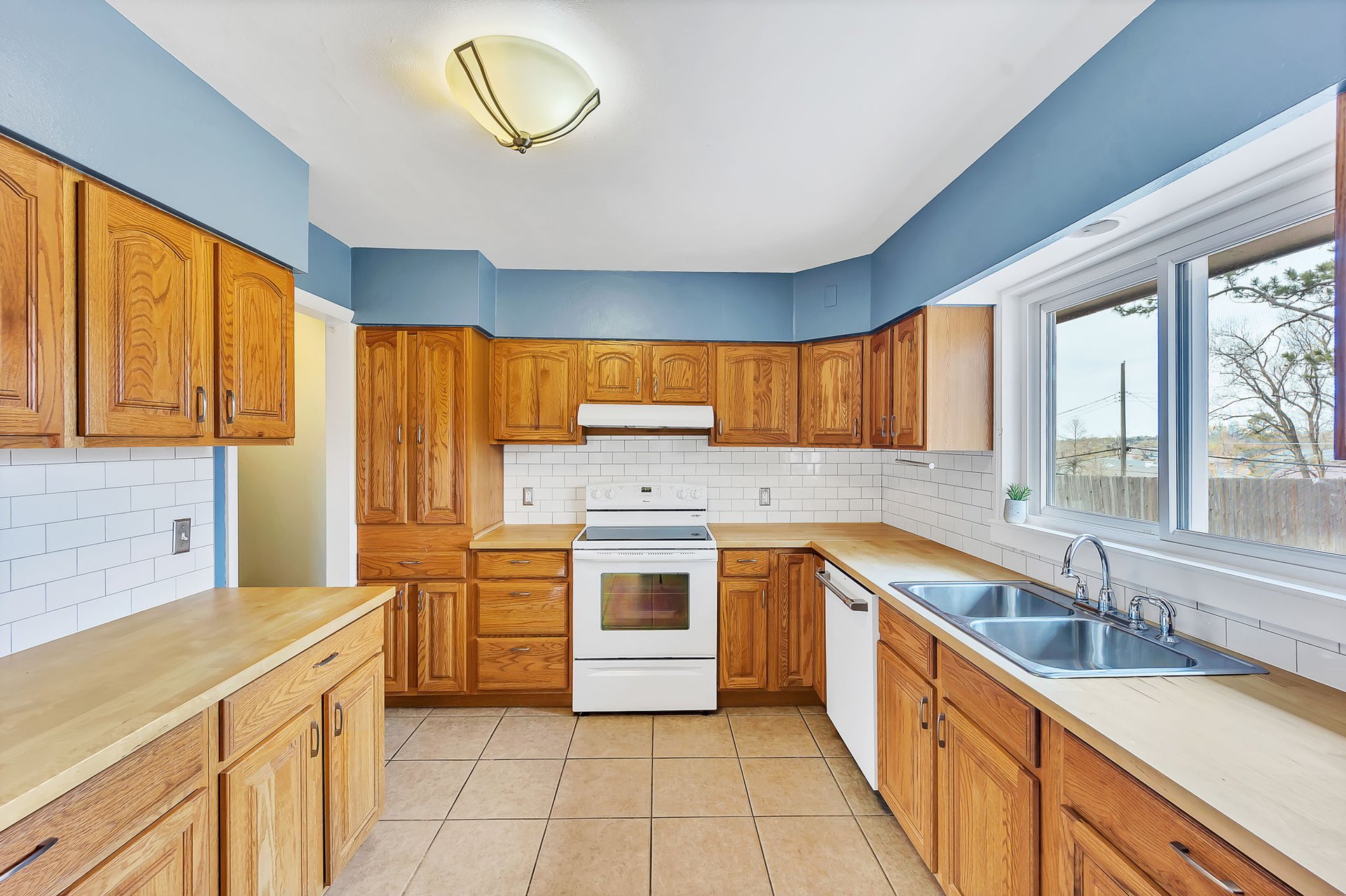 1013 Morning Star Drive