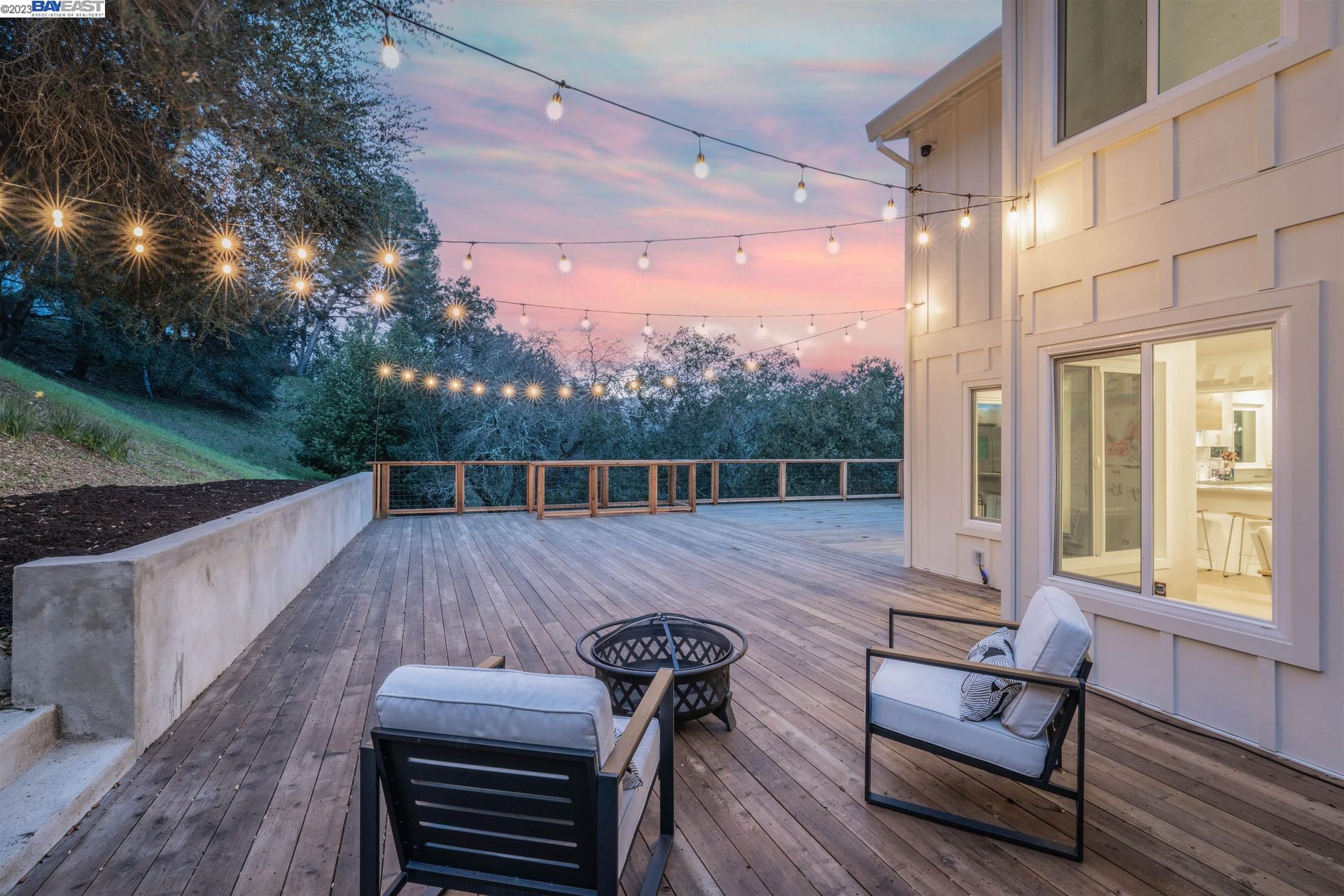 5 Wanda Ln