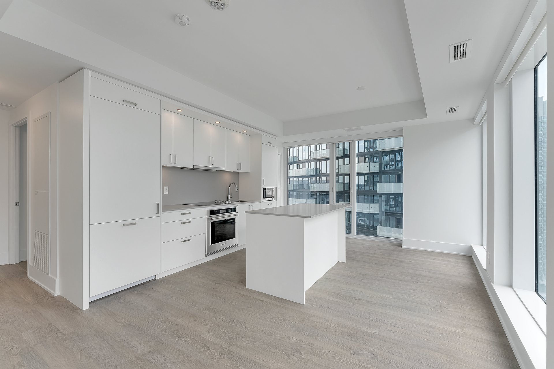 470 Front St W Unit: 1412