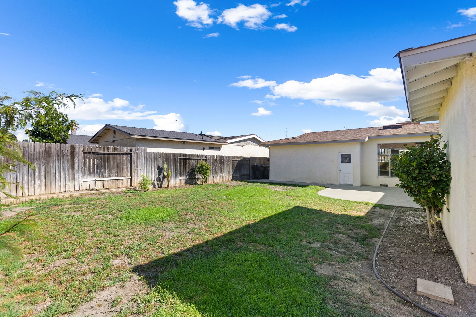 8805 Stardust Lane