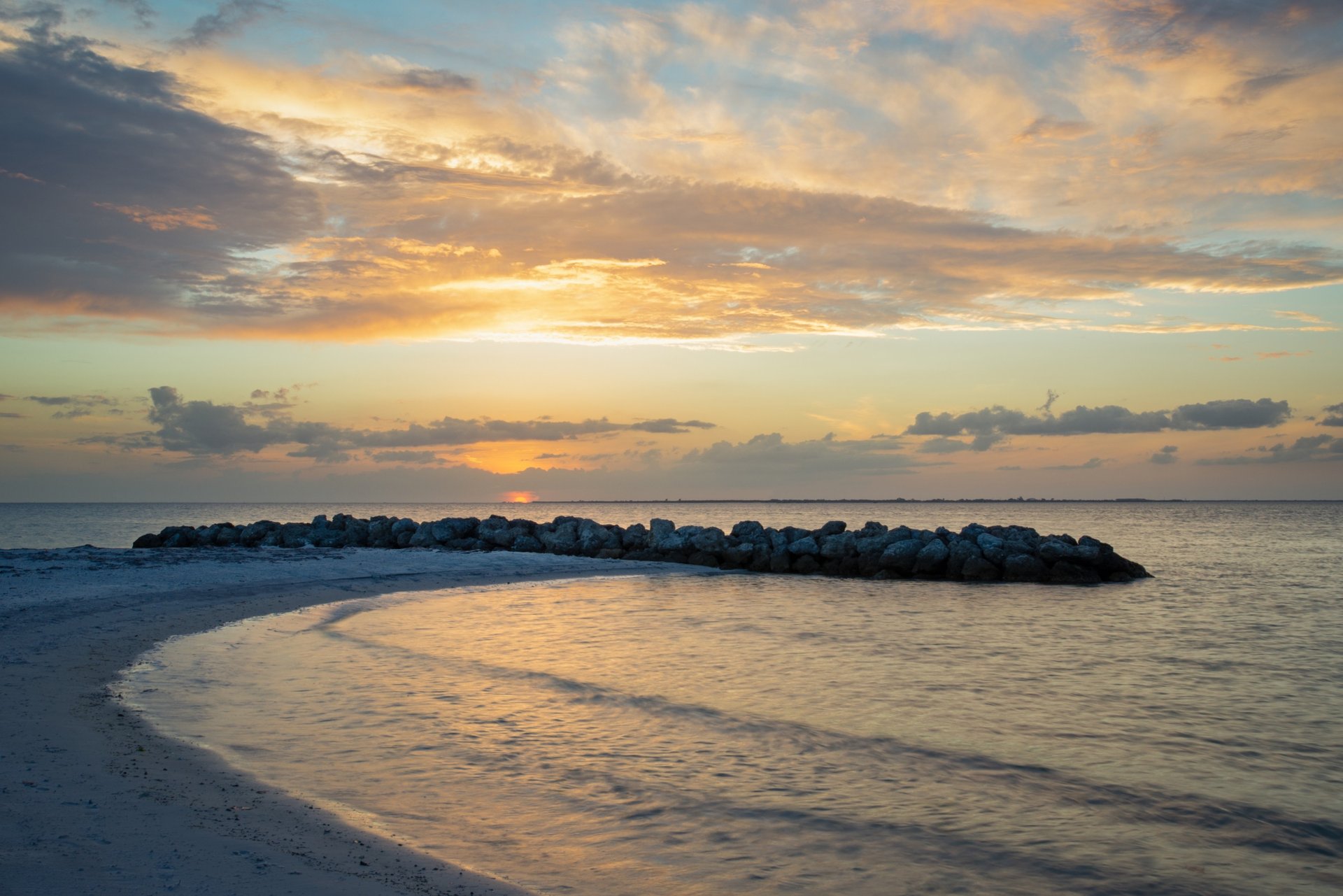 sellingsunsetsofflorida.com logo