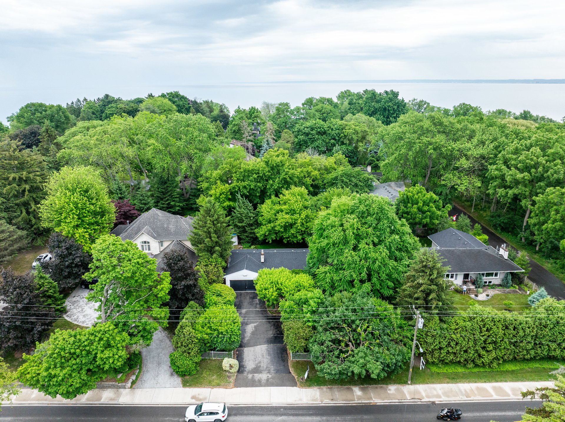 4312 Lakeshore Road, Burlington
