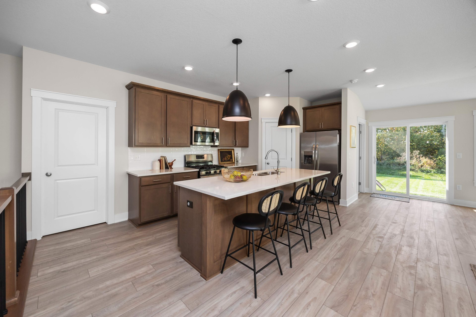 210 NW Georgetown Drive