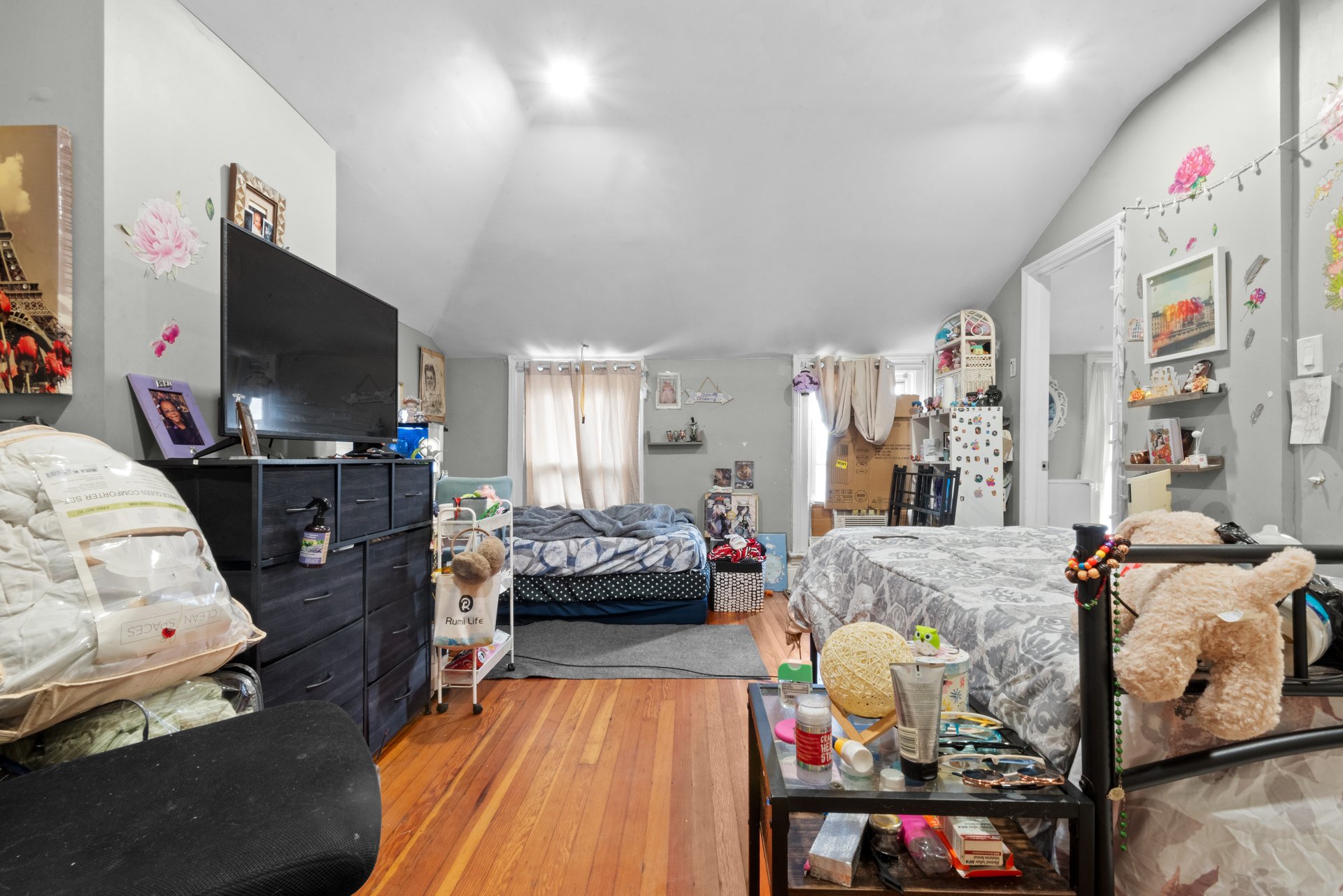 121 Lembeck Avenue