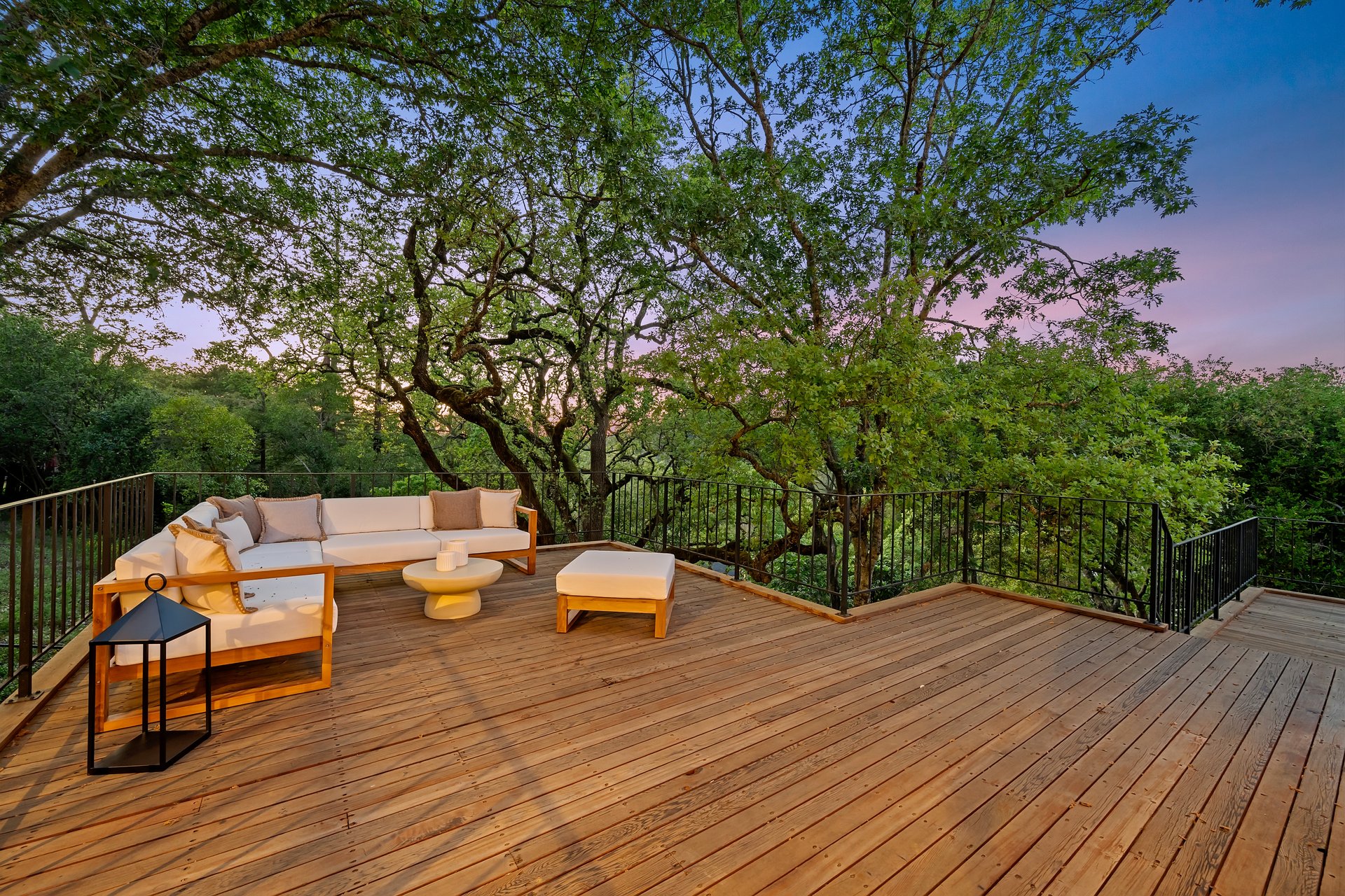 25 Wood Acres Ct