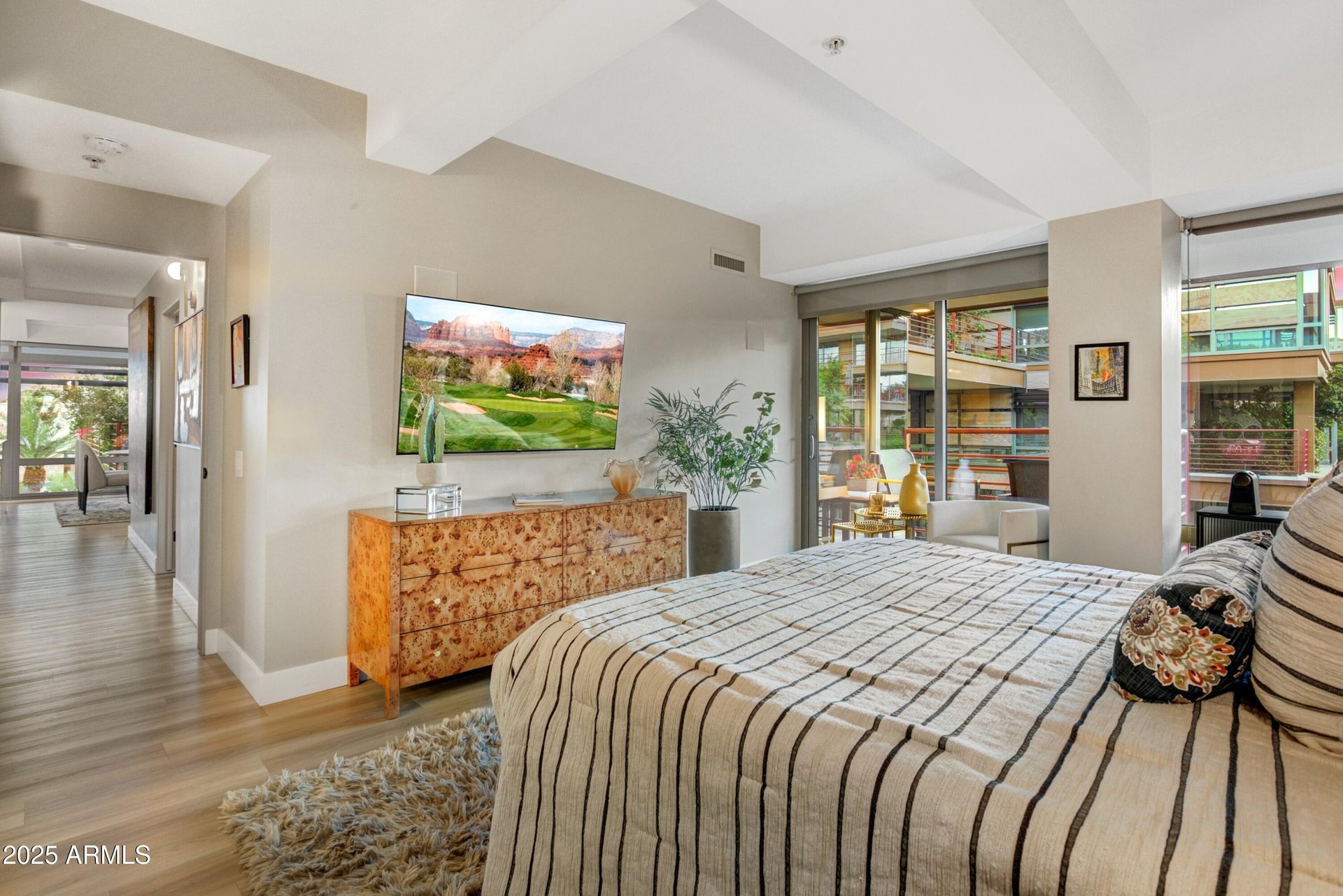 7167 E Rancho Vista Dr, #5001
