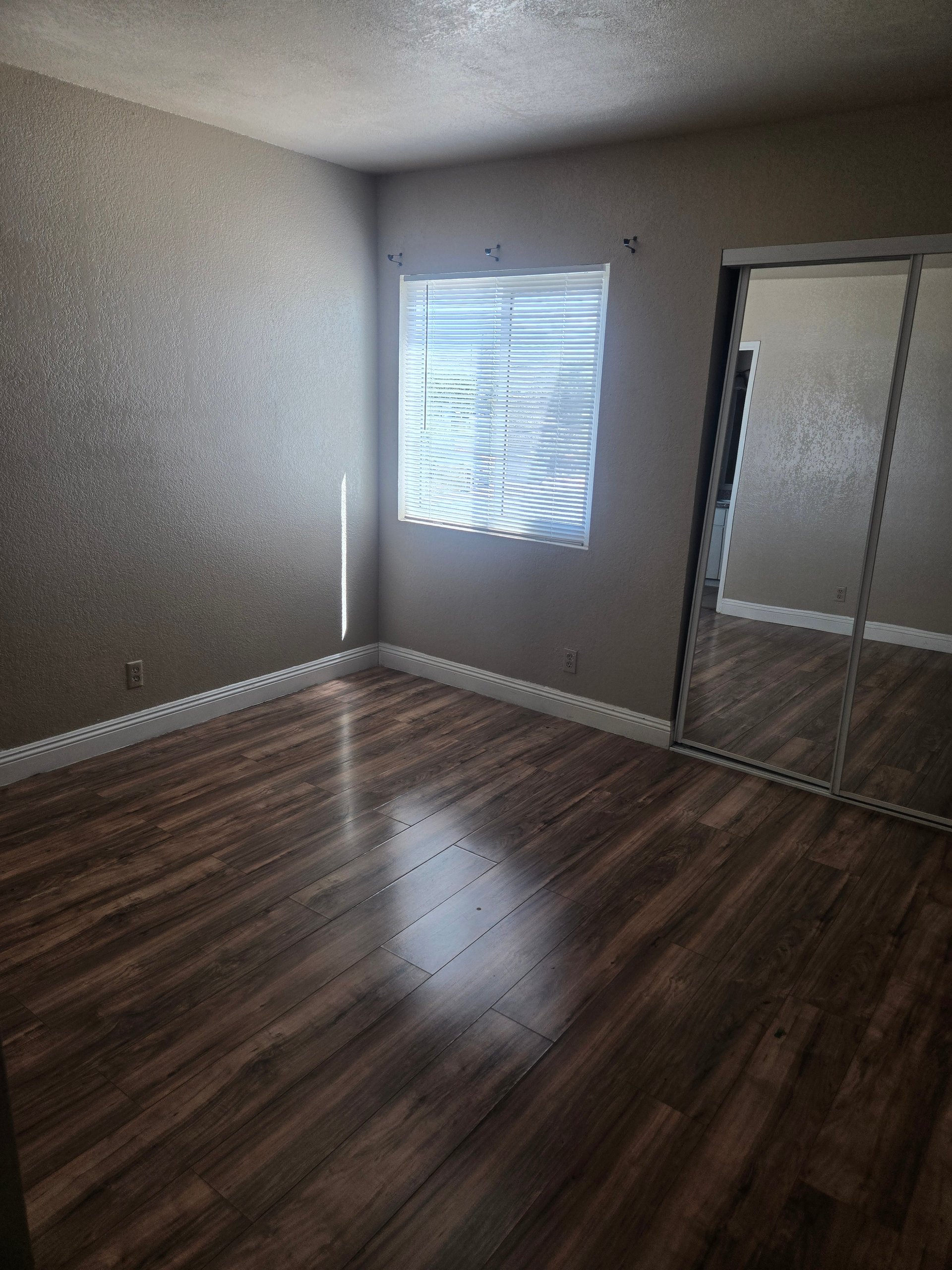 33 Gold Bar Court #D, Las Vegas, NV 89110