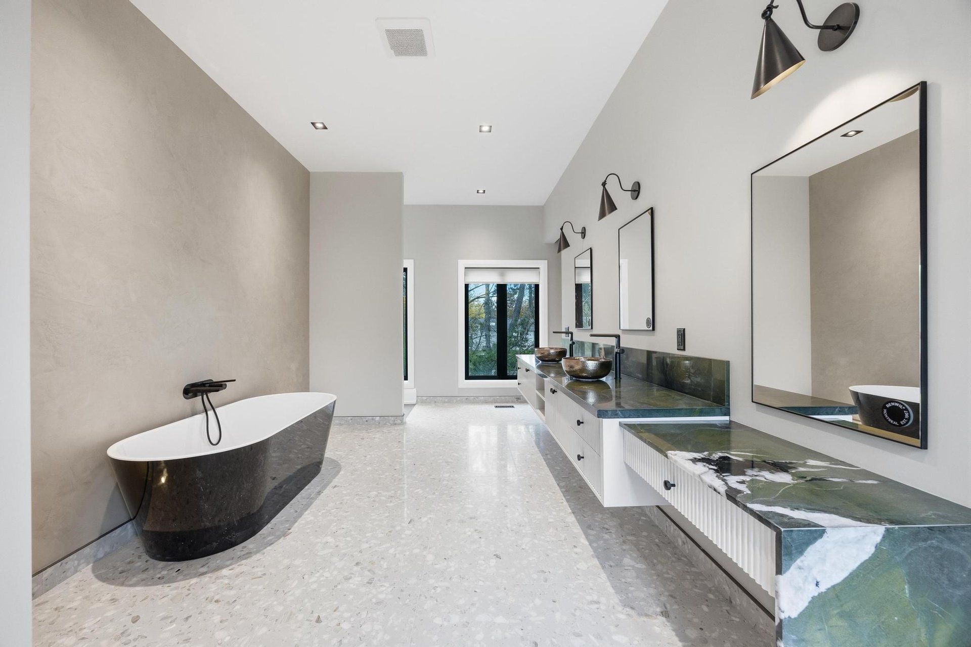 Brand-New Modern Estate