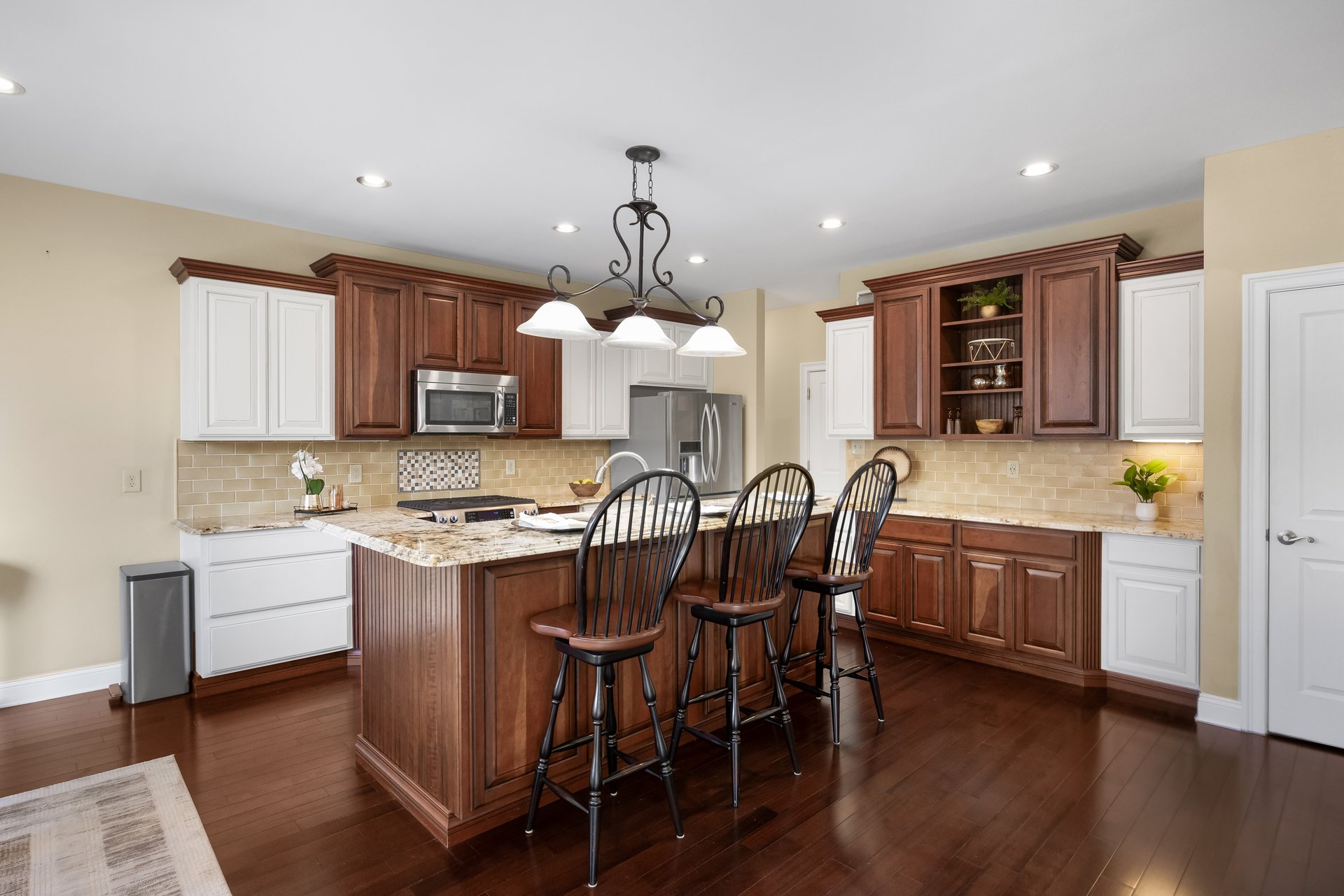 230 Heritage Rd