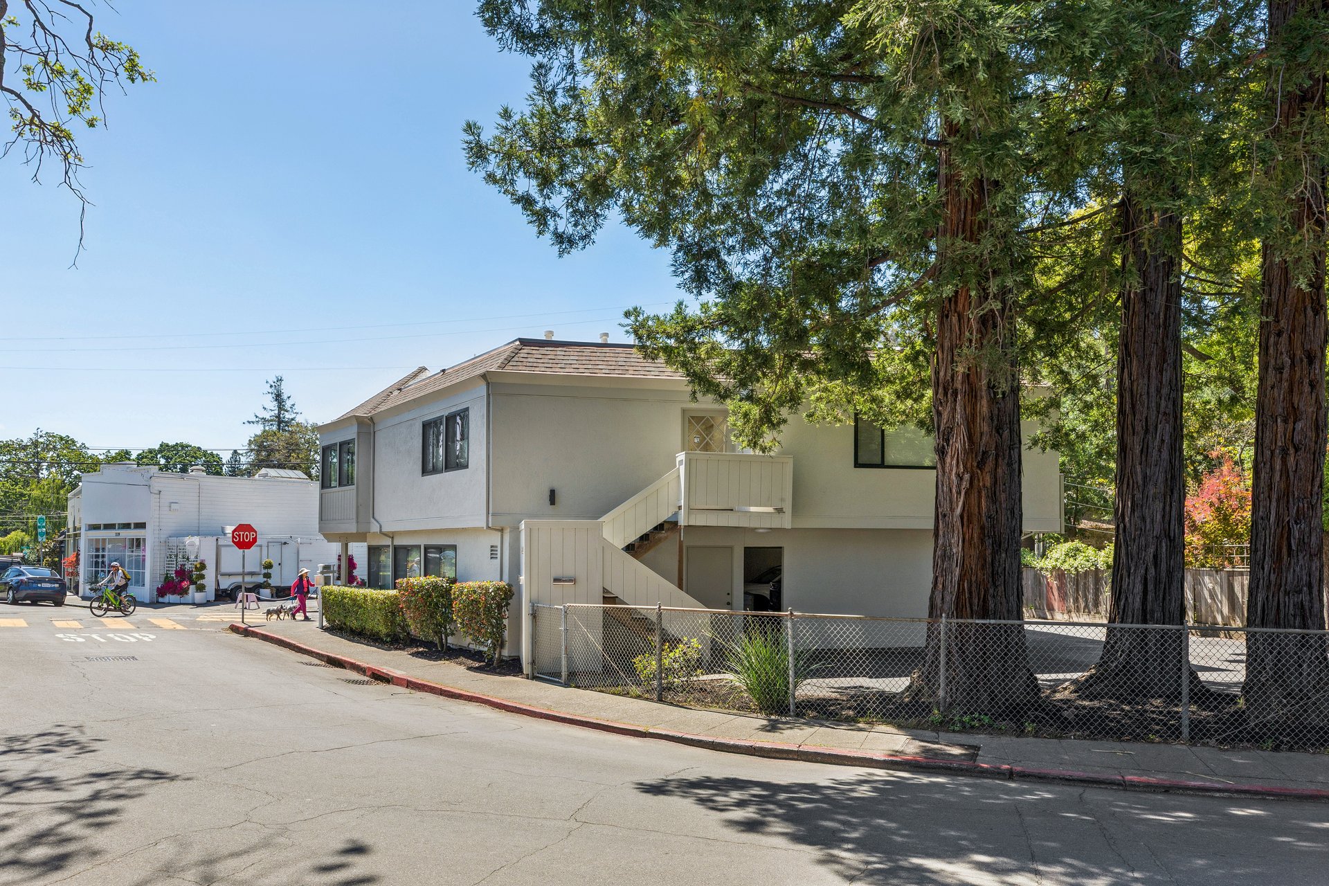 1201-1203 San Anselmo Avenue