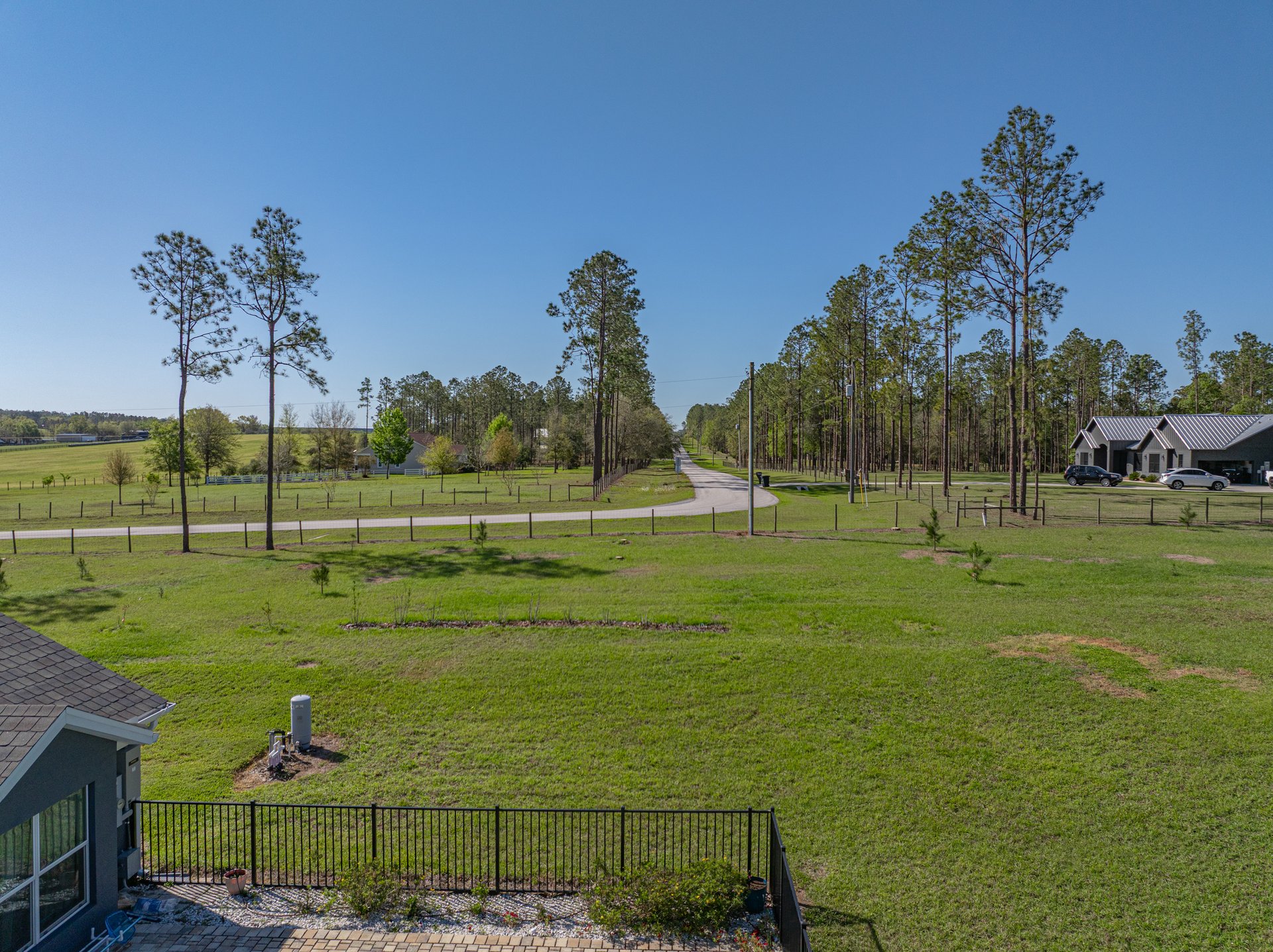 17703 COUNTRY SQUIRE LN