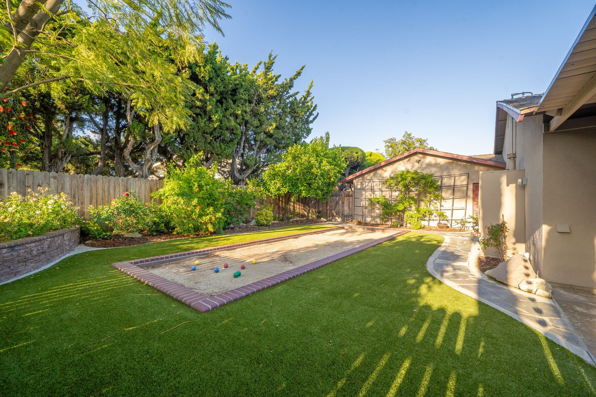 2309 Perry Court