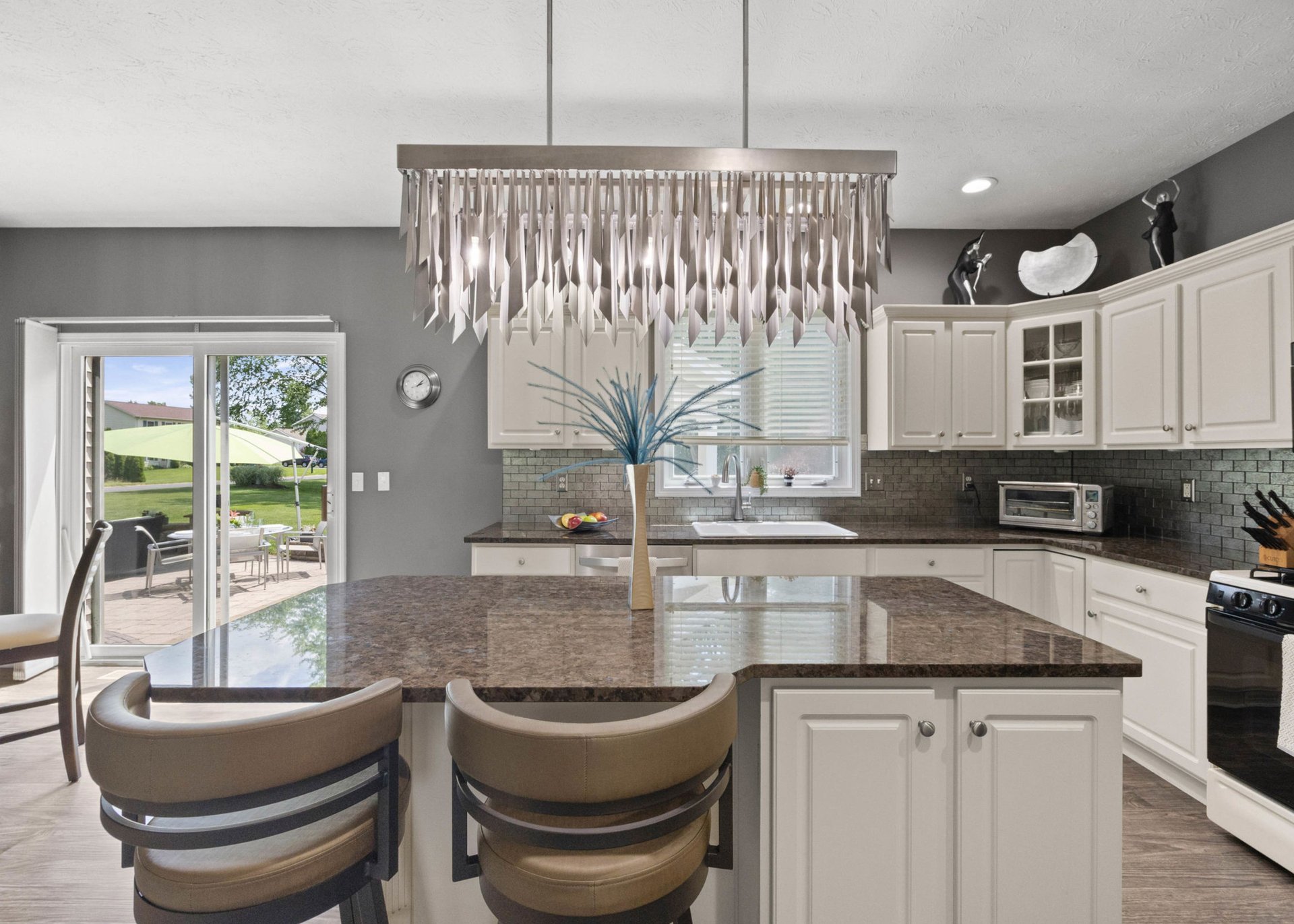 Updated Webster Colonial with Modern Style, Outdoor Living & Cul-De-Sac Location