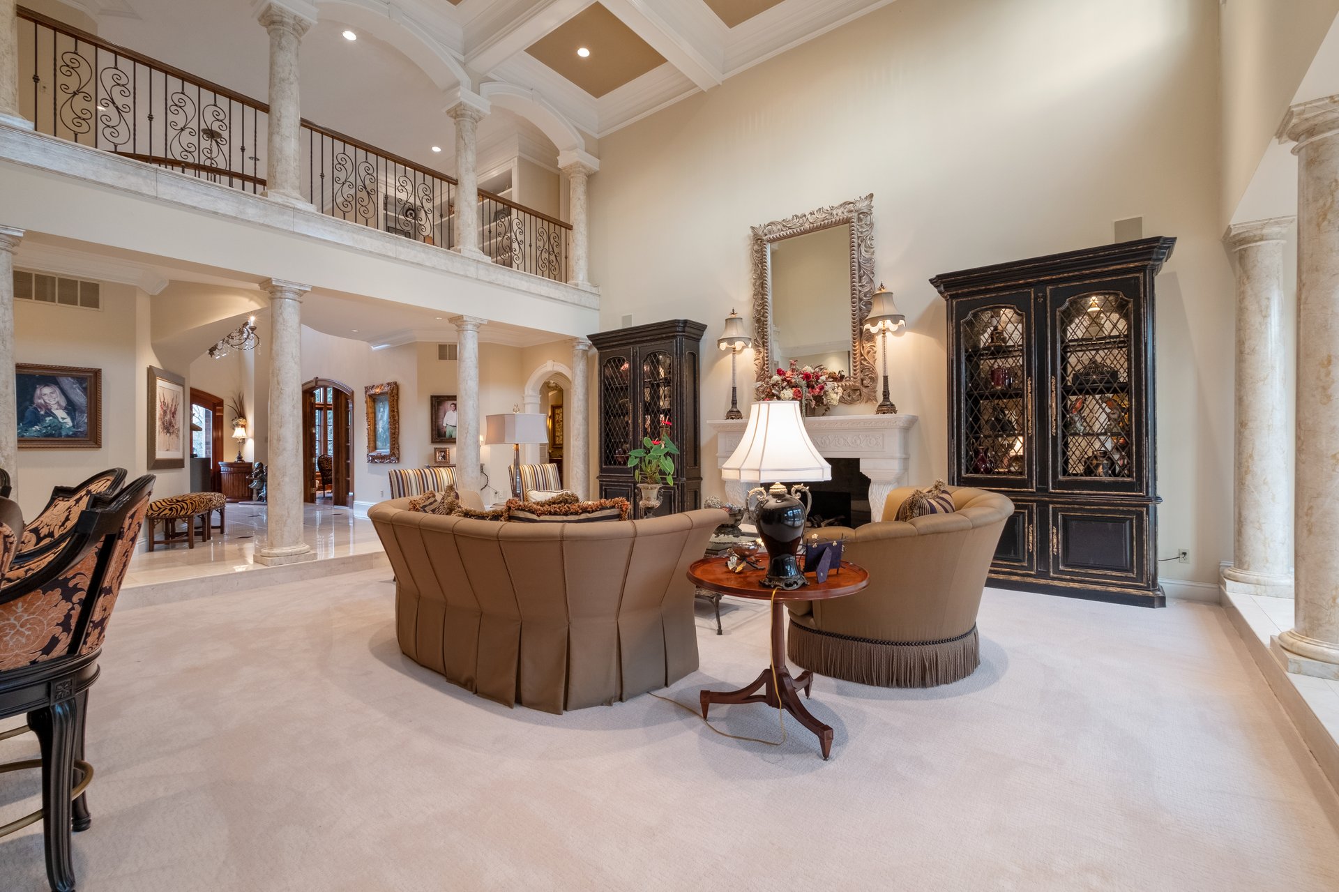 A Town & Country Sanctuary on 2+ Acres With a Surprising Backdrop 