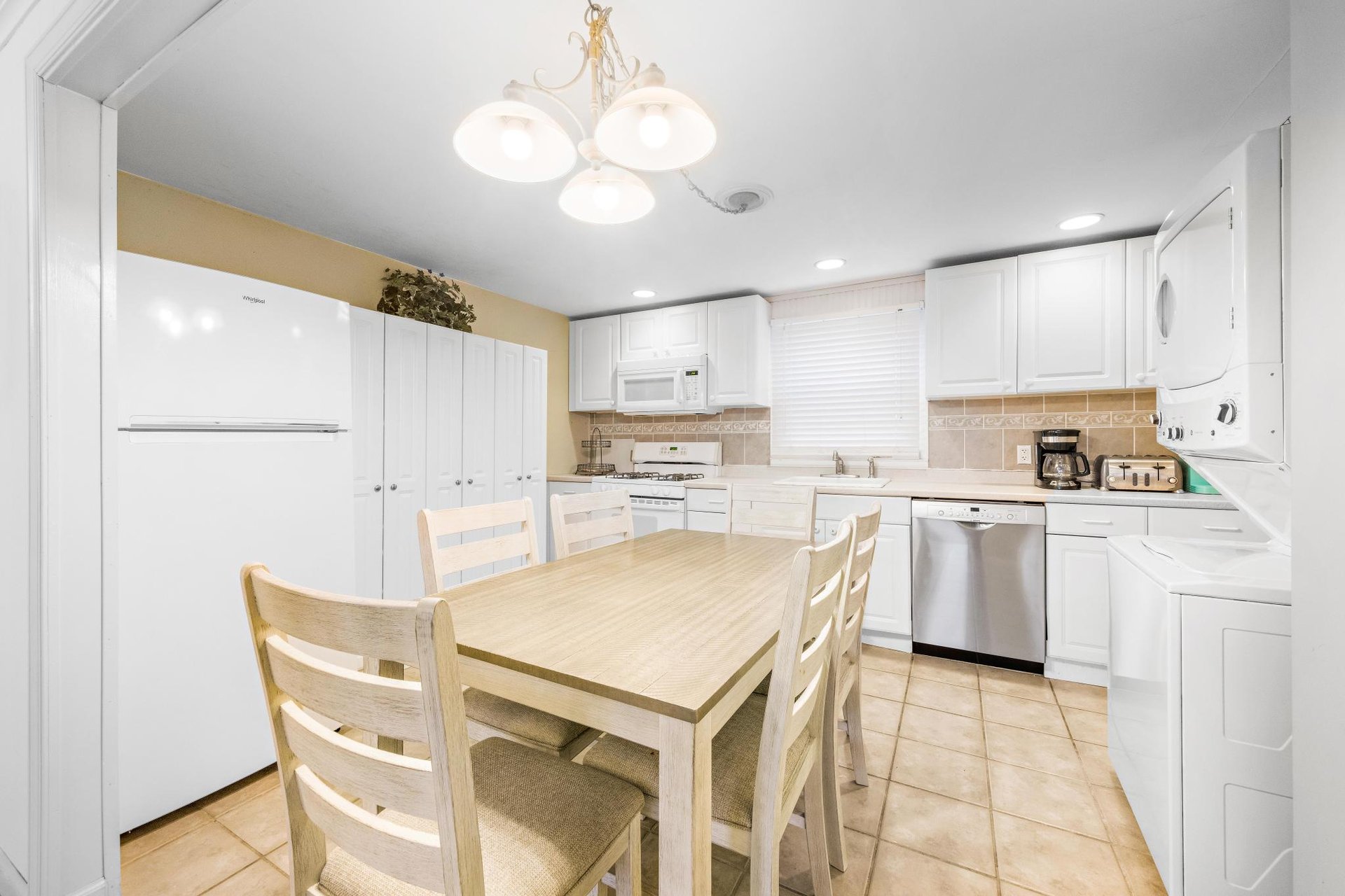 18 E Dupont Ave. (duplex both units), Brant Beach