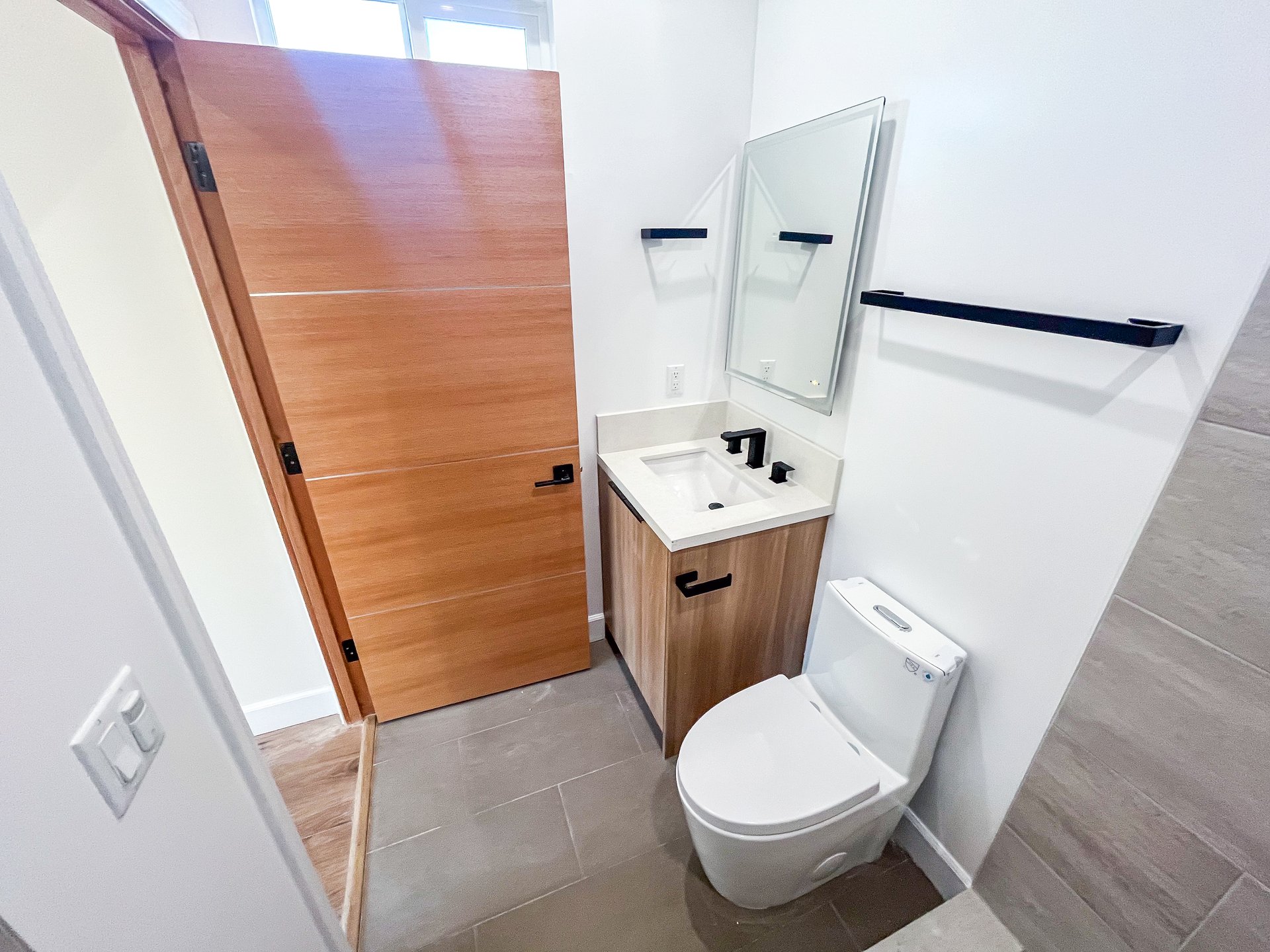 Brand-New 5-Unit Multifamily in Prime Los Angeles