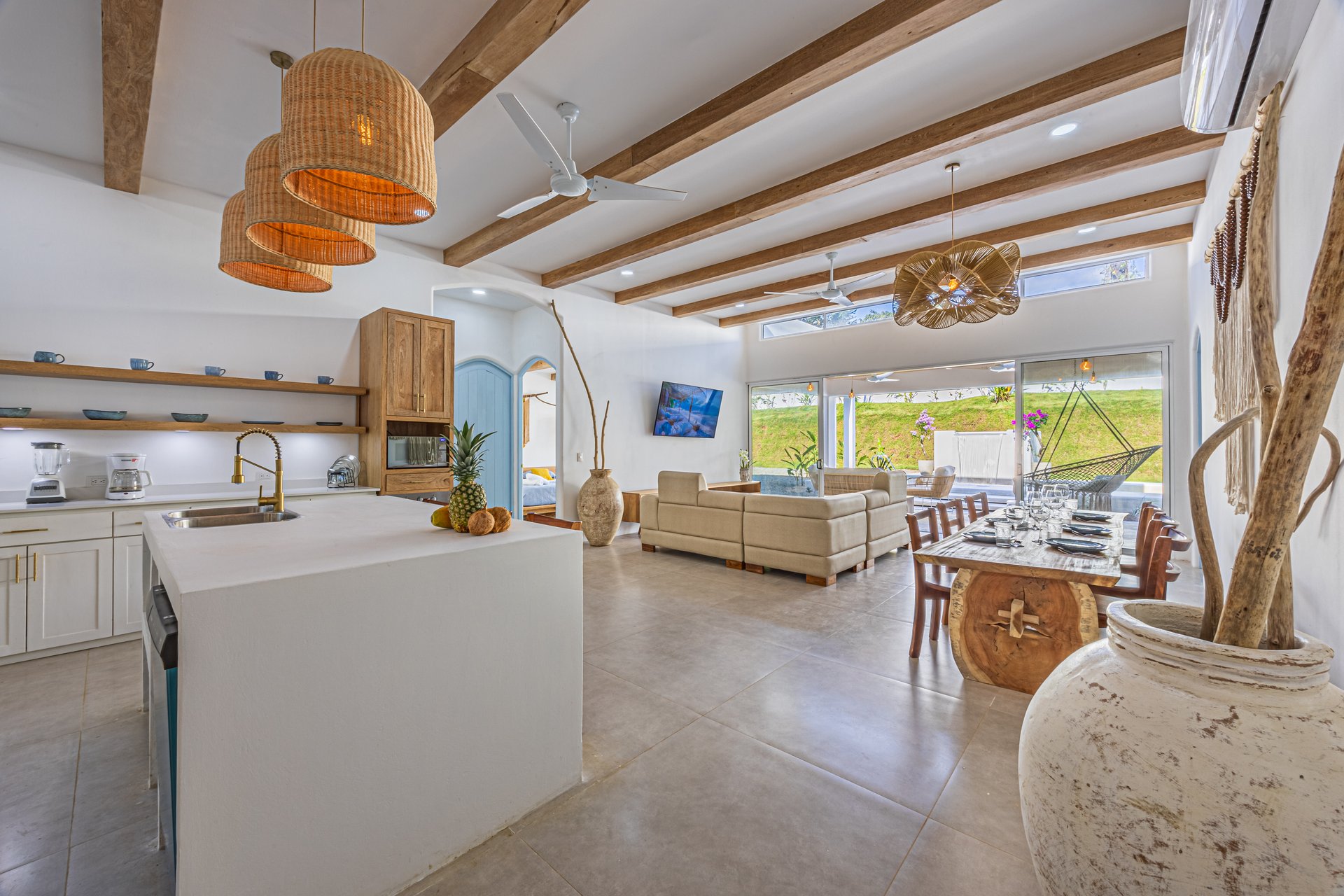 Villa Pacífica – Elegancia, Privacidad y Confort en Uvita  