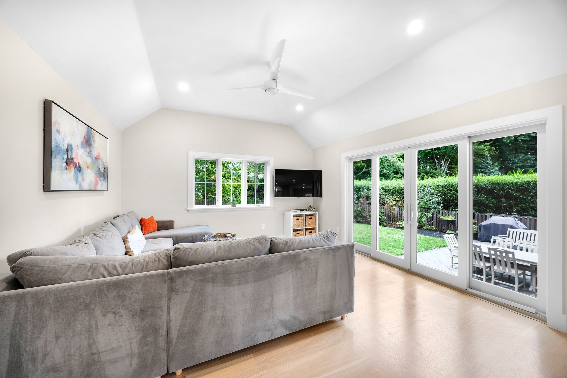 Pristine University Area Colonial