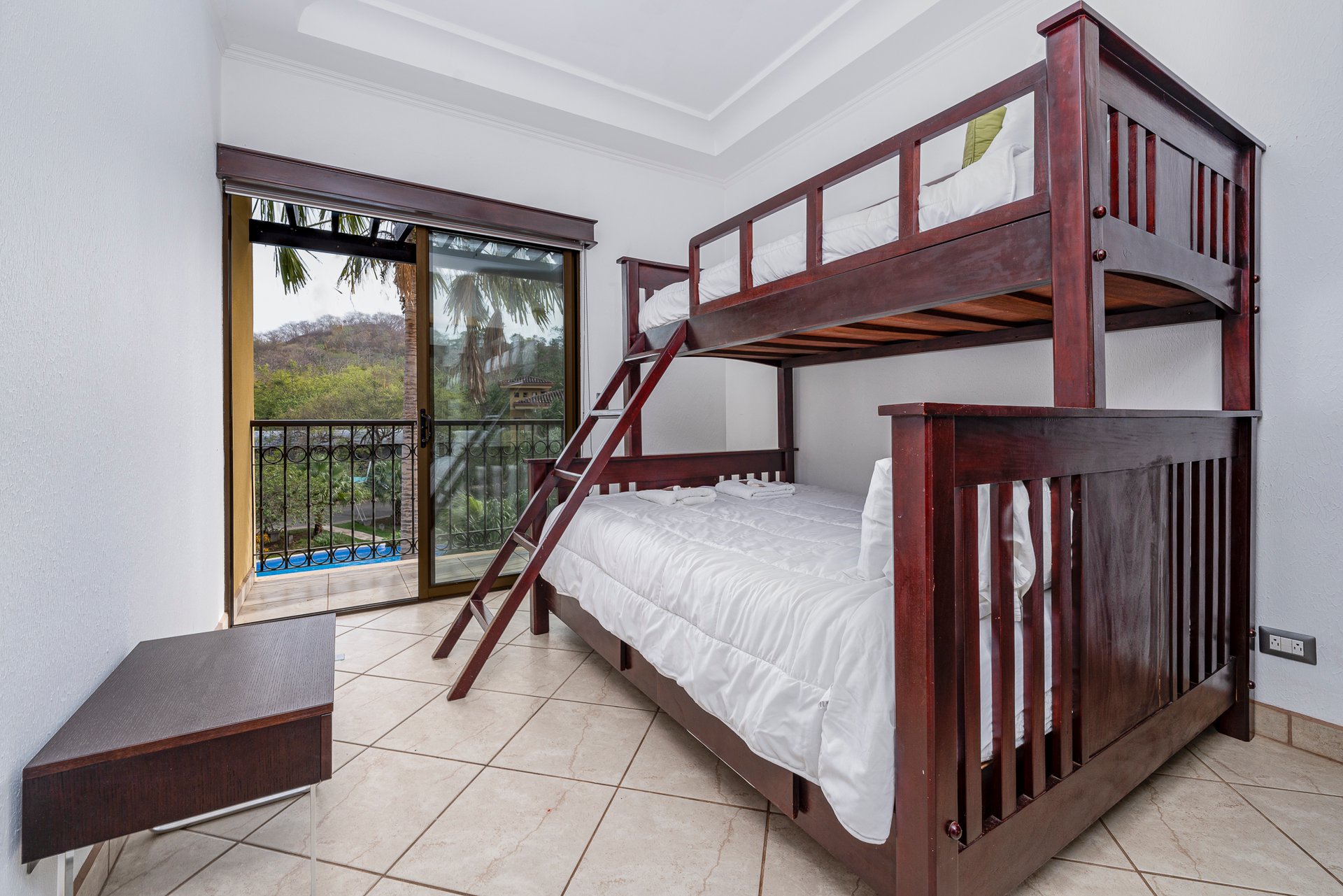 The Oaks #90 | Turnkey 2-Bedroom Condo Near Tamarindo