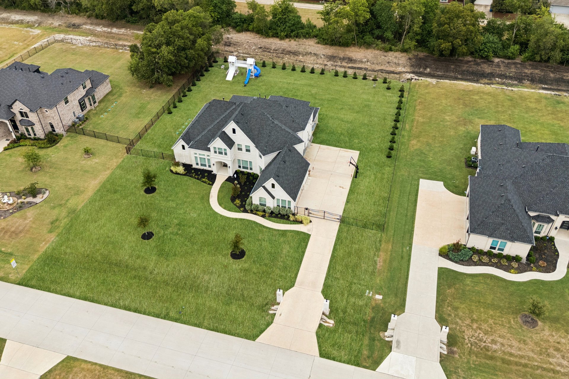 4909 Whisper Drive