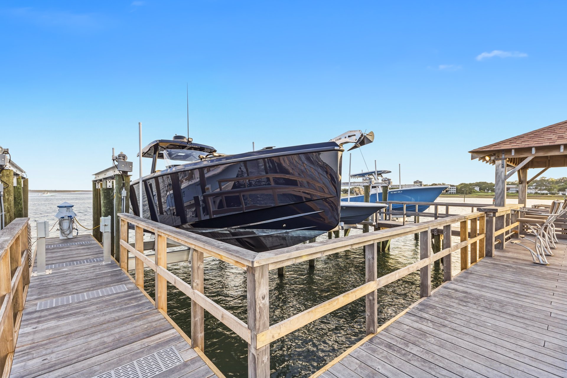 200 & 201 Oyster Bay Lane Lots
