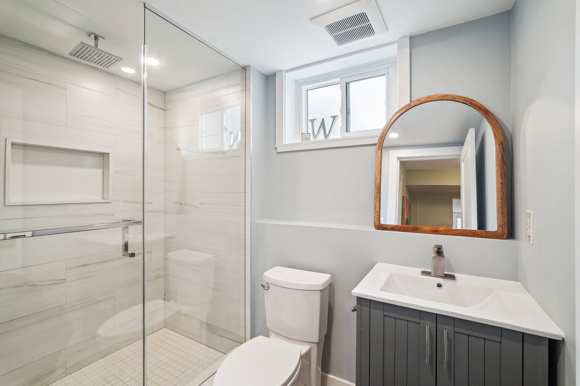Beautifully maintained family home