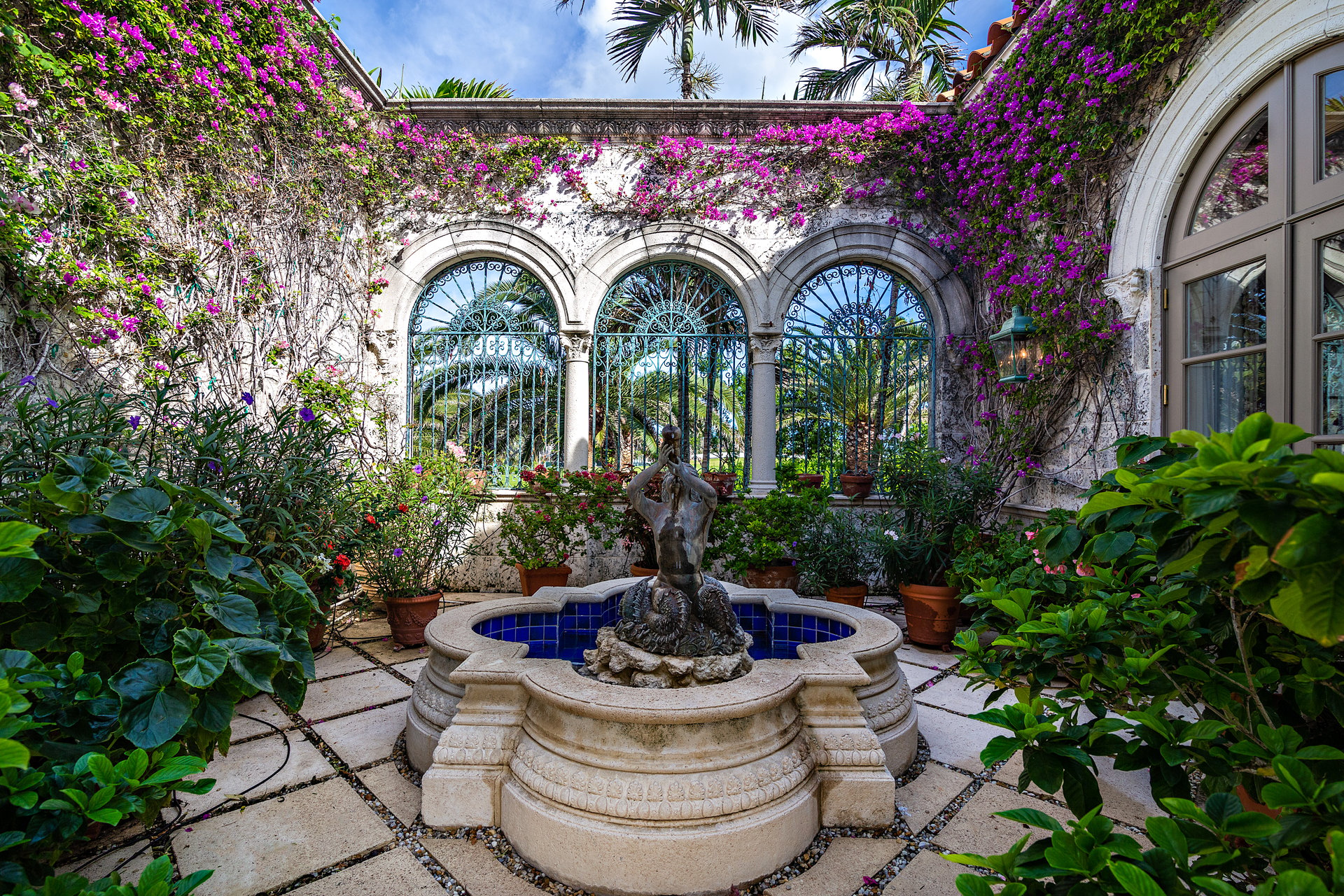 1295 S Ocean Blvd