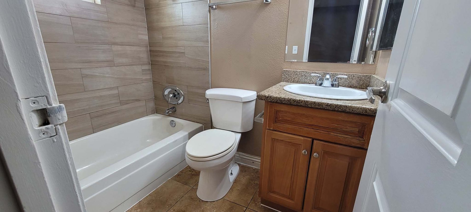 305 North 10th Street #17, Las Vegas, NV 89101