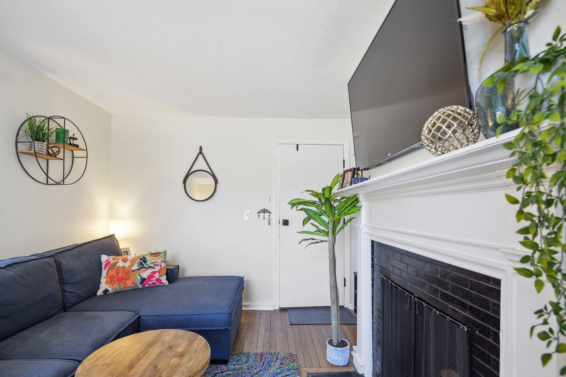 542 Angell Street, Unit#4