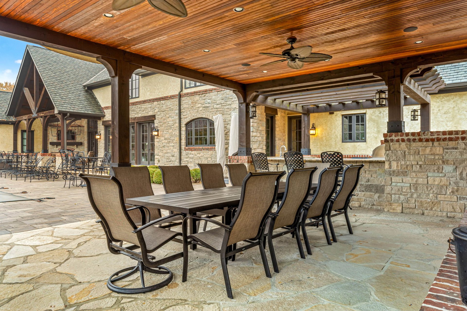 8 Bridle Lane