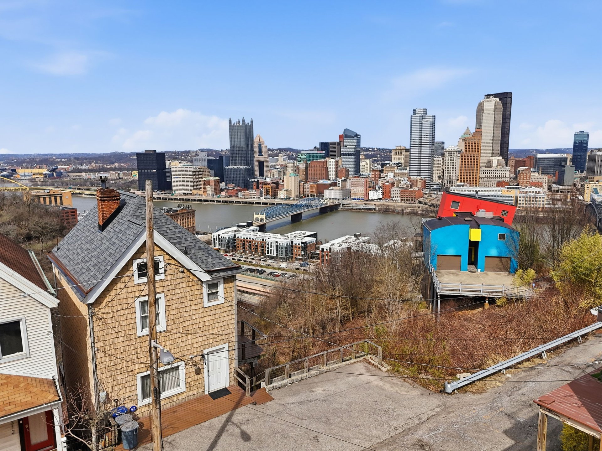 310 Cola St