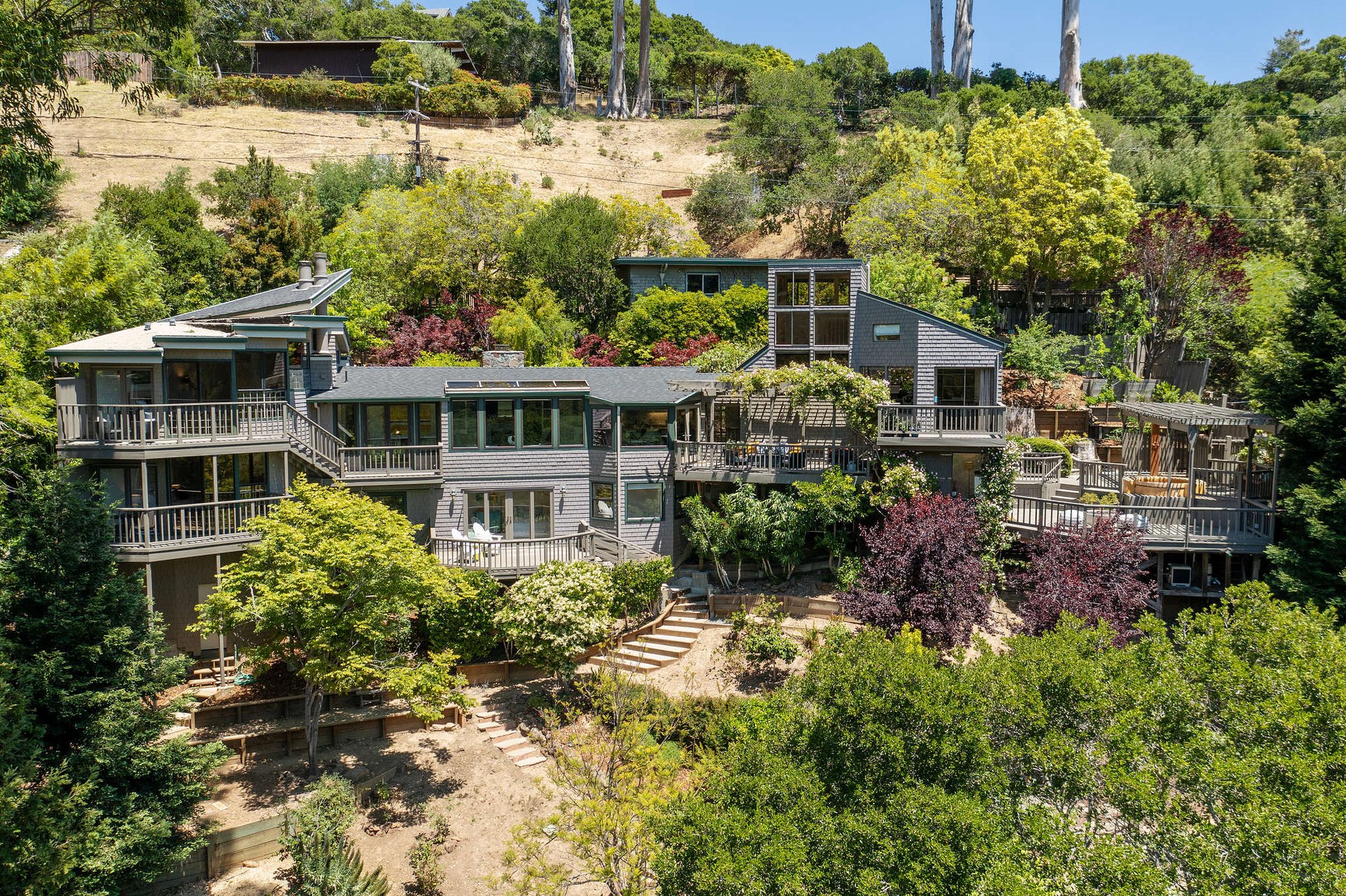 225 Tamalpais Avenue
