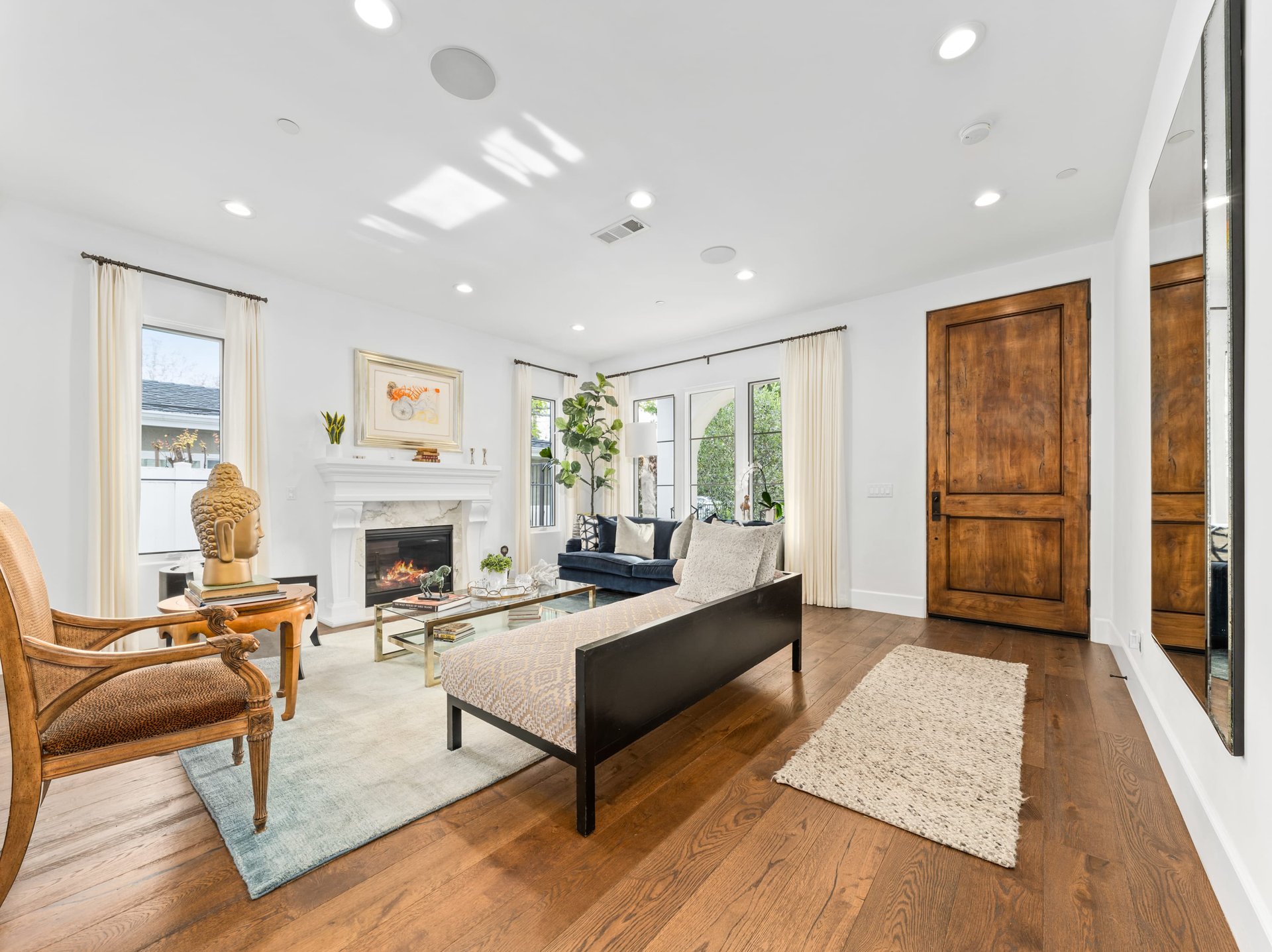 13031 Bloomfield St, Studio City