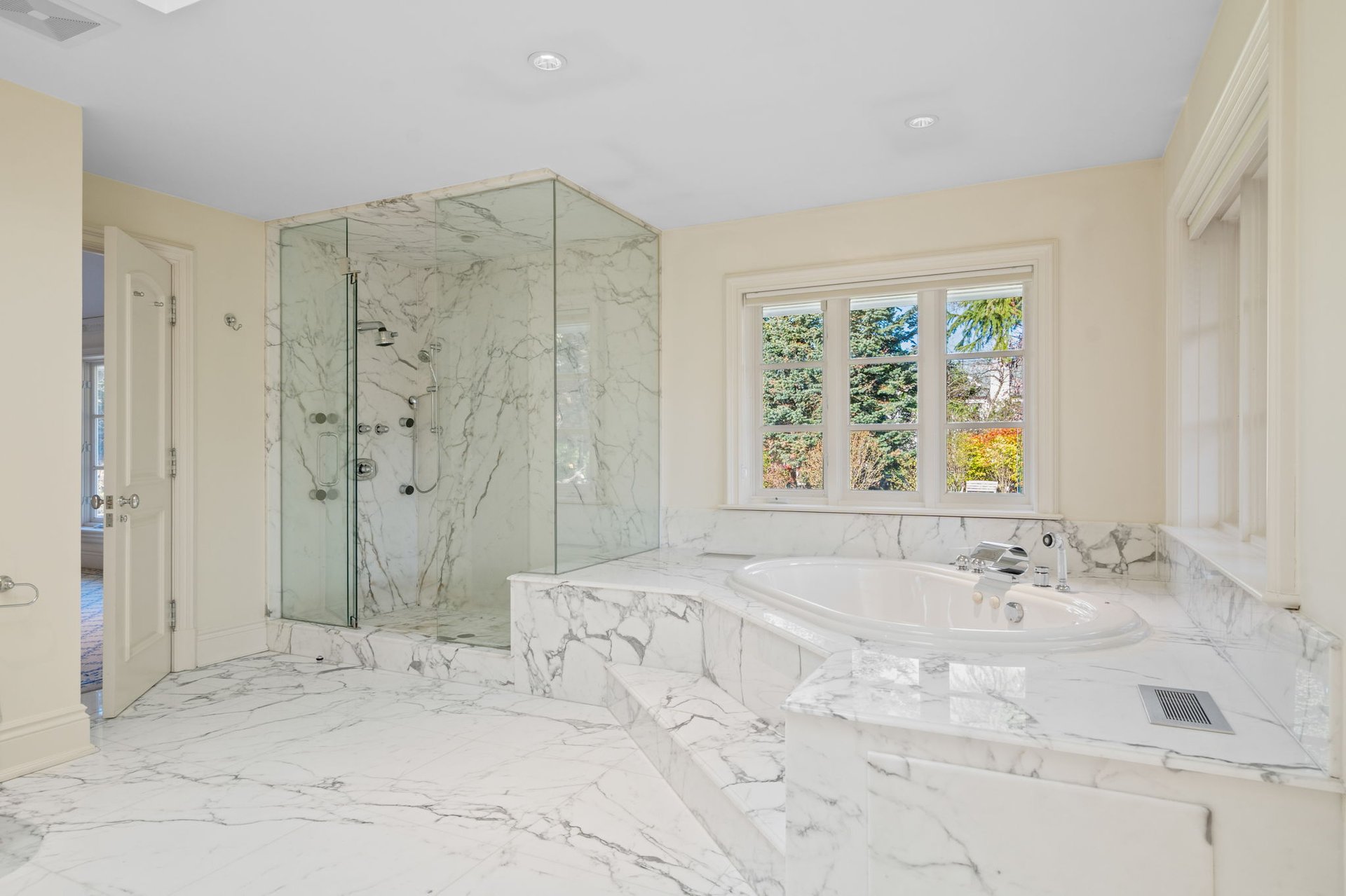 Prestige. Privacy. Possibility.