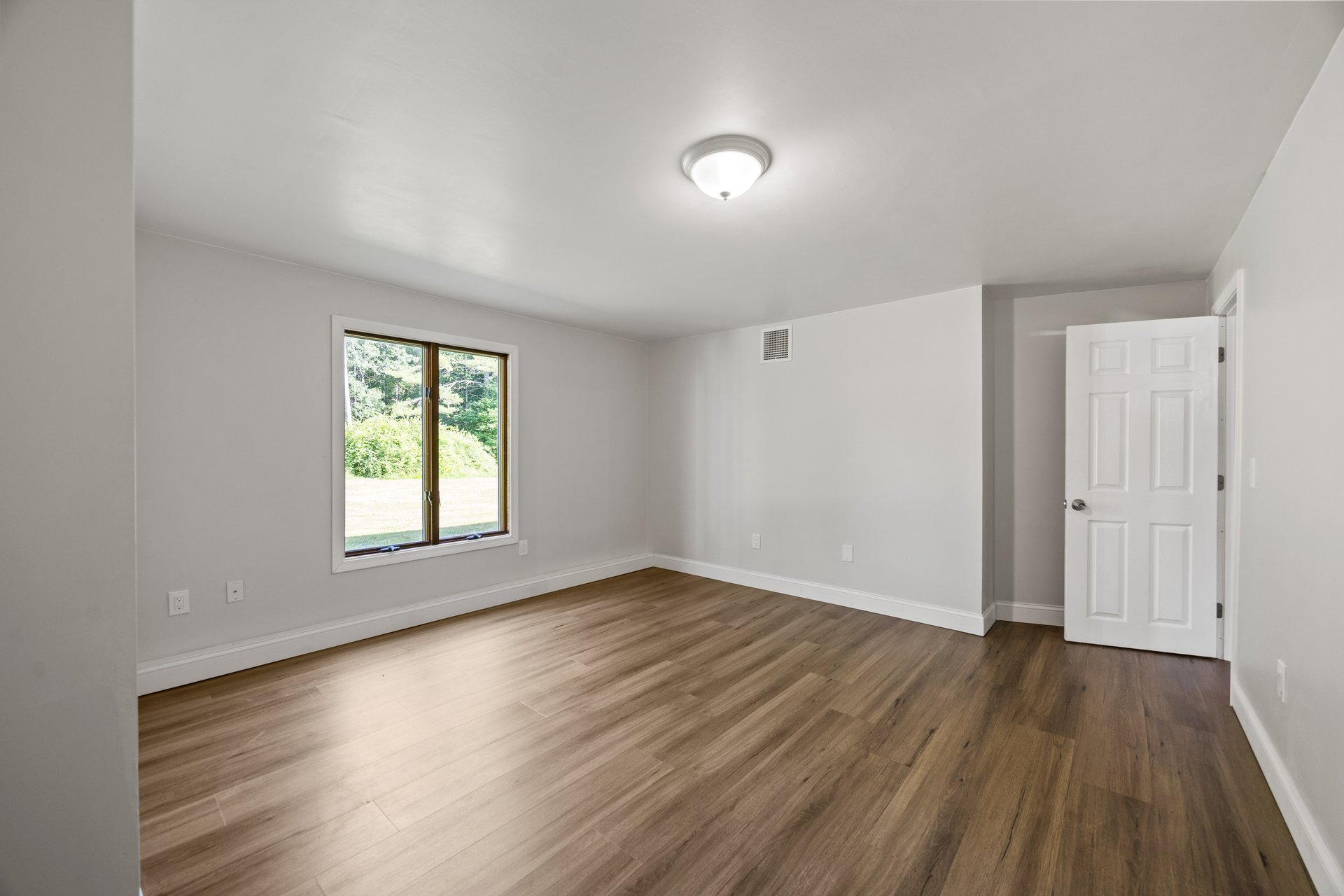377 River Rd, Bowdoinham