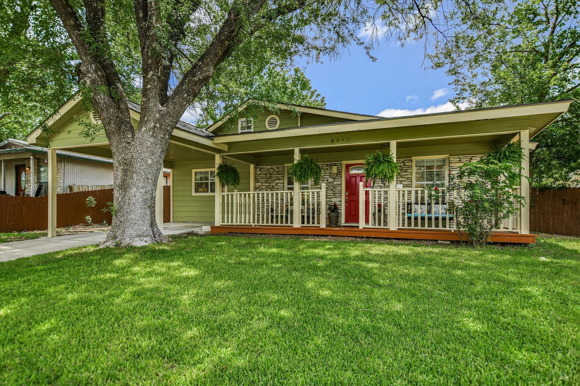 8917 Glenn Lane