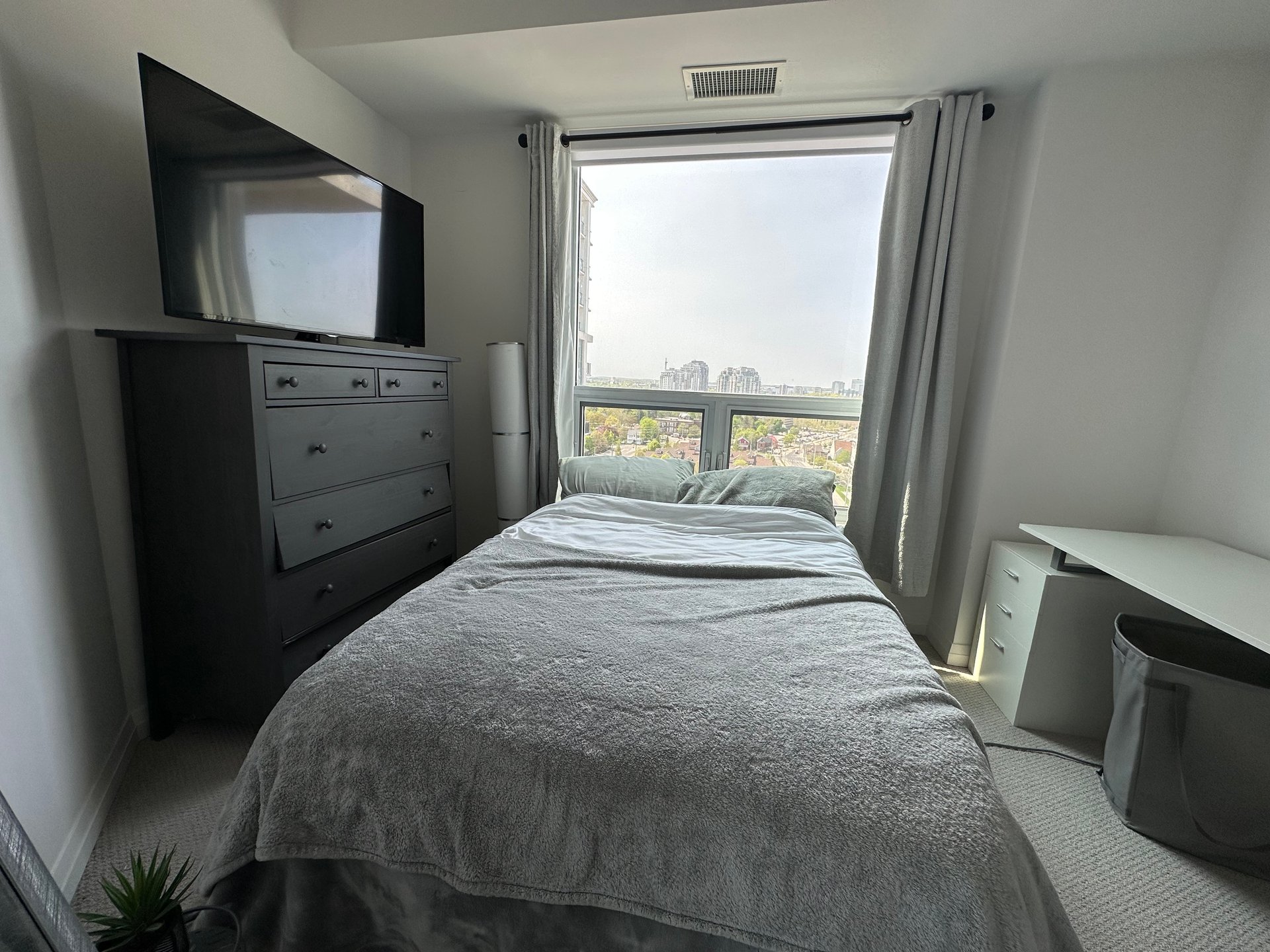 155 Caroline Street S Unit: 1301