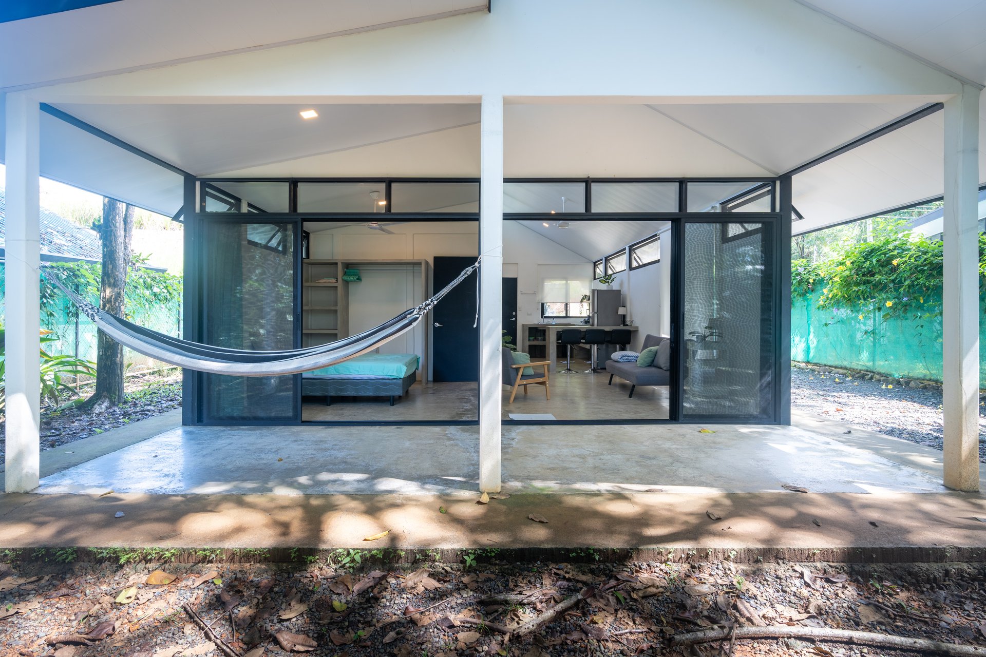 Turnkey Property with 3 Income-Generating Homes in an Exceptional Uvita Location