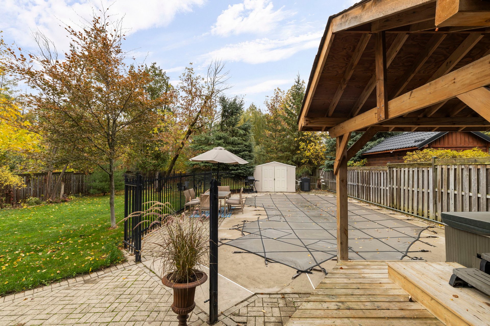 381 Cox Mill Road, Barrie