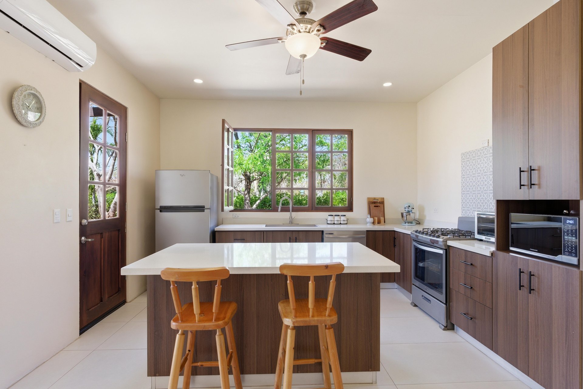 Stella Maris | Tranquil Home Within the Beauty of Altos Los Robles