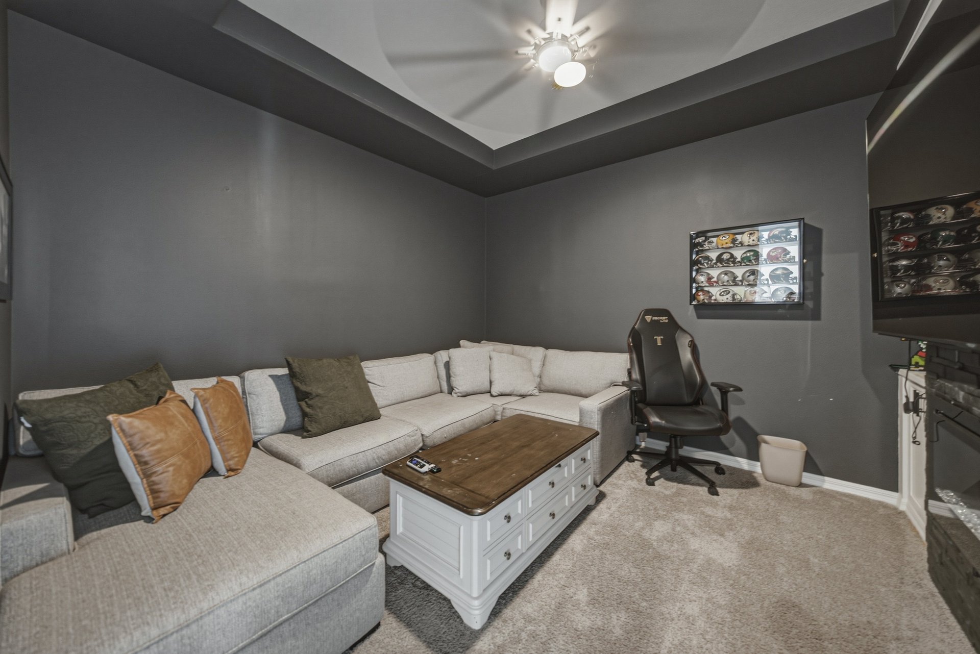 6978 BRADBURY CIR
