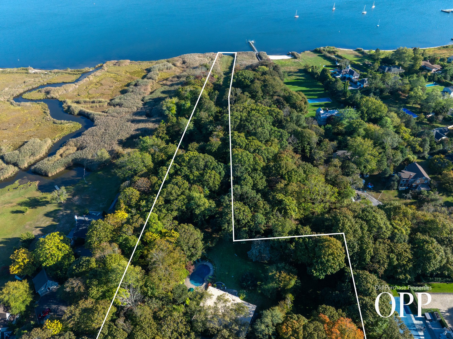 Hollywood: A Waterfront Modernist Retreat on 3.5 Acres