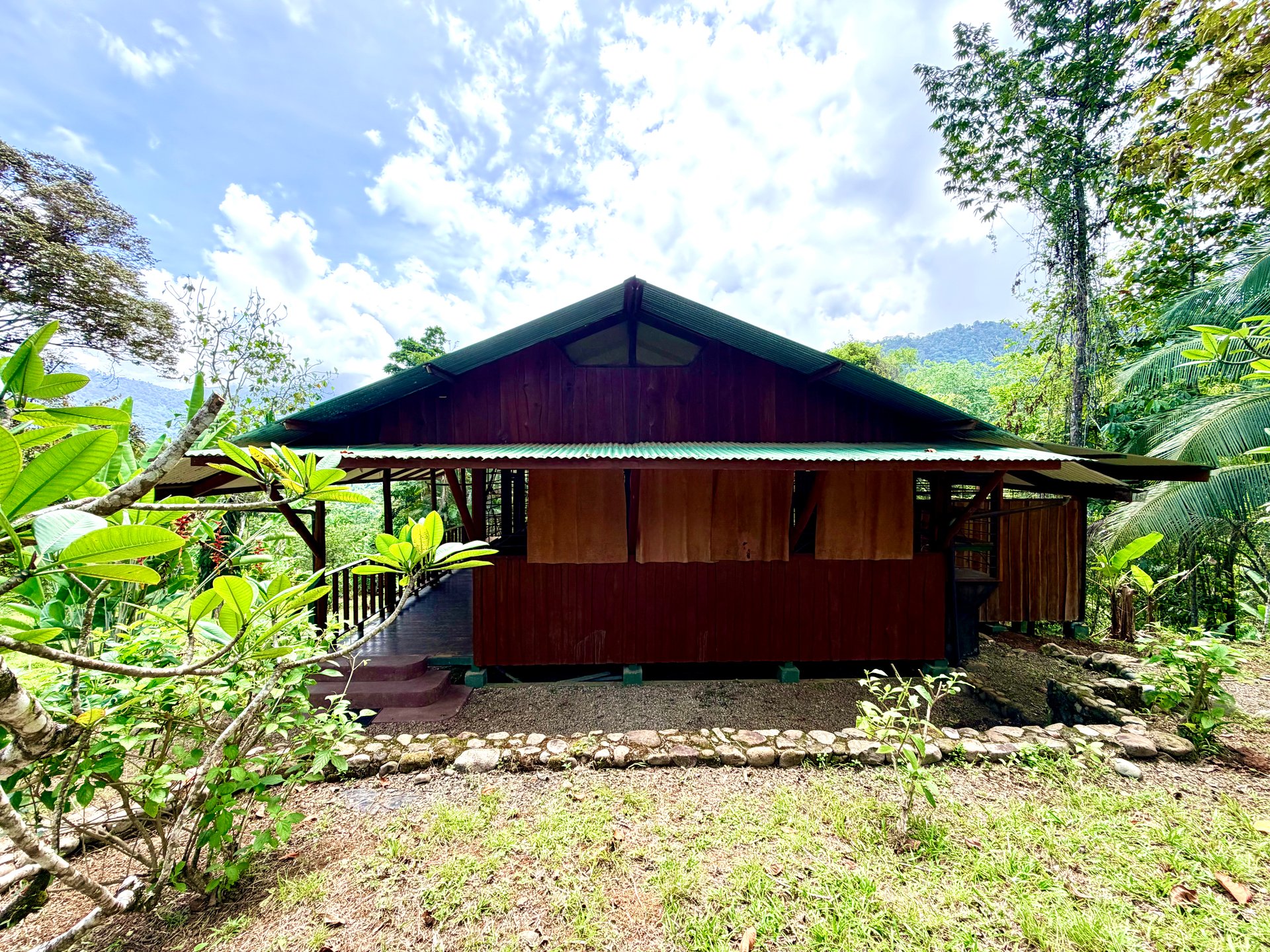 La Unión Road Investment Opportunity - 2.2 Acres with Existing Teak Cabin & River Access 