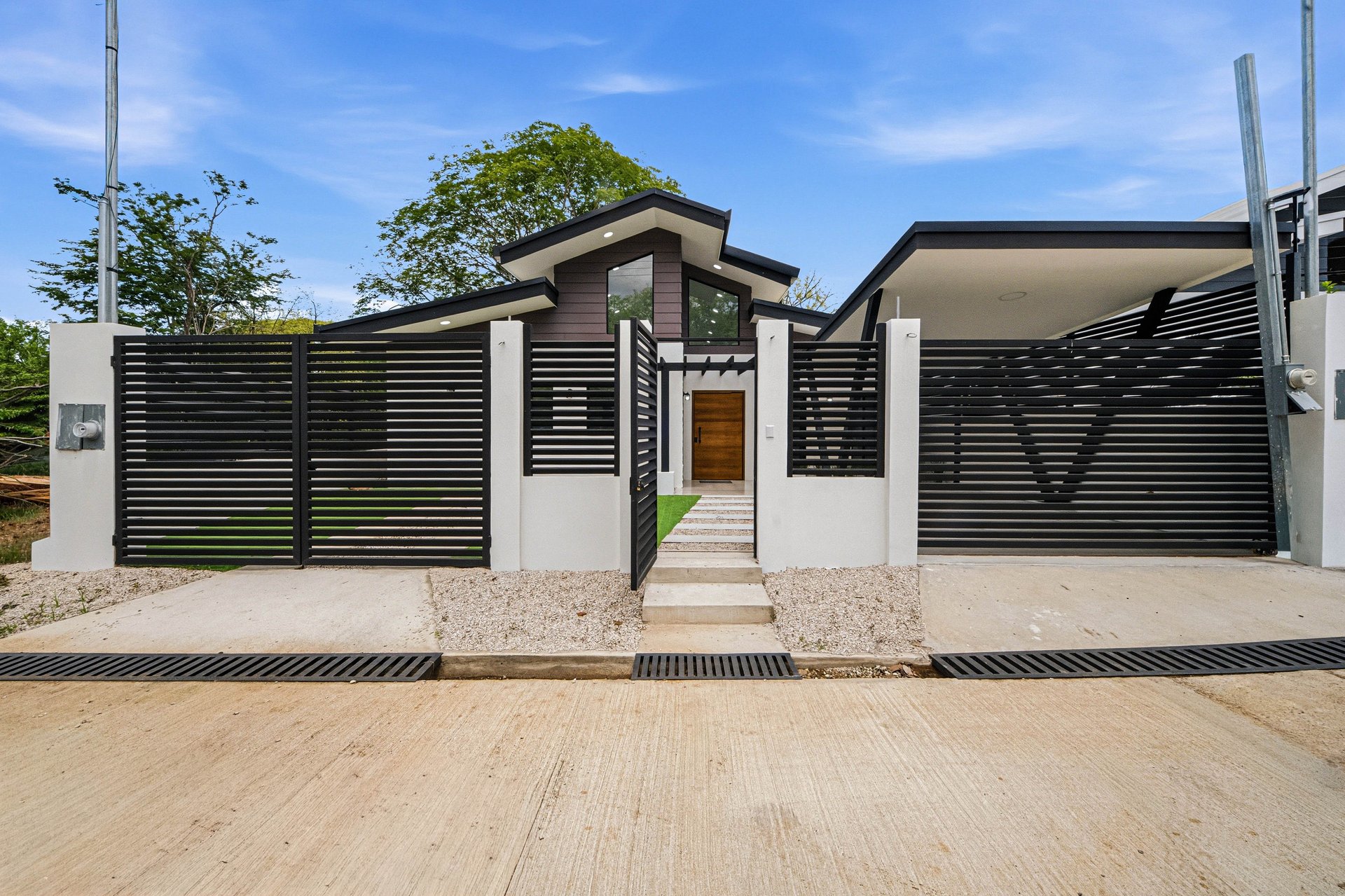 Villa Serena | Modern Luxury Home with Owner Financing Available in Playa Potrero