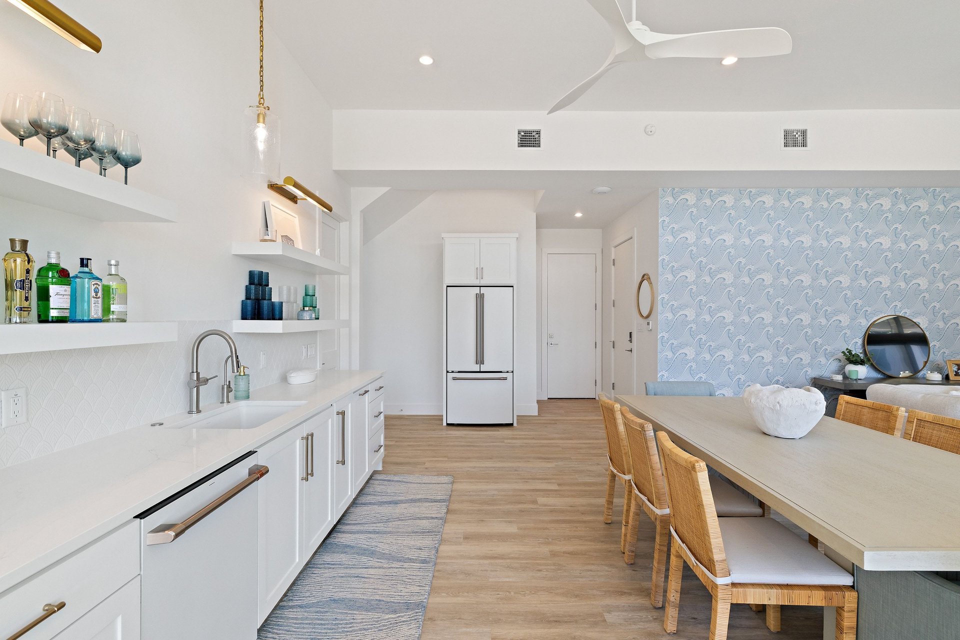 1209 Edgewater Drive