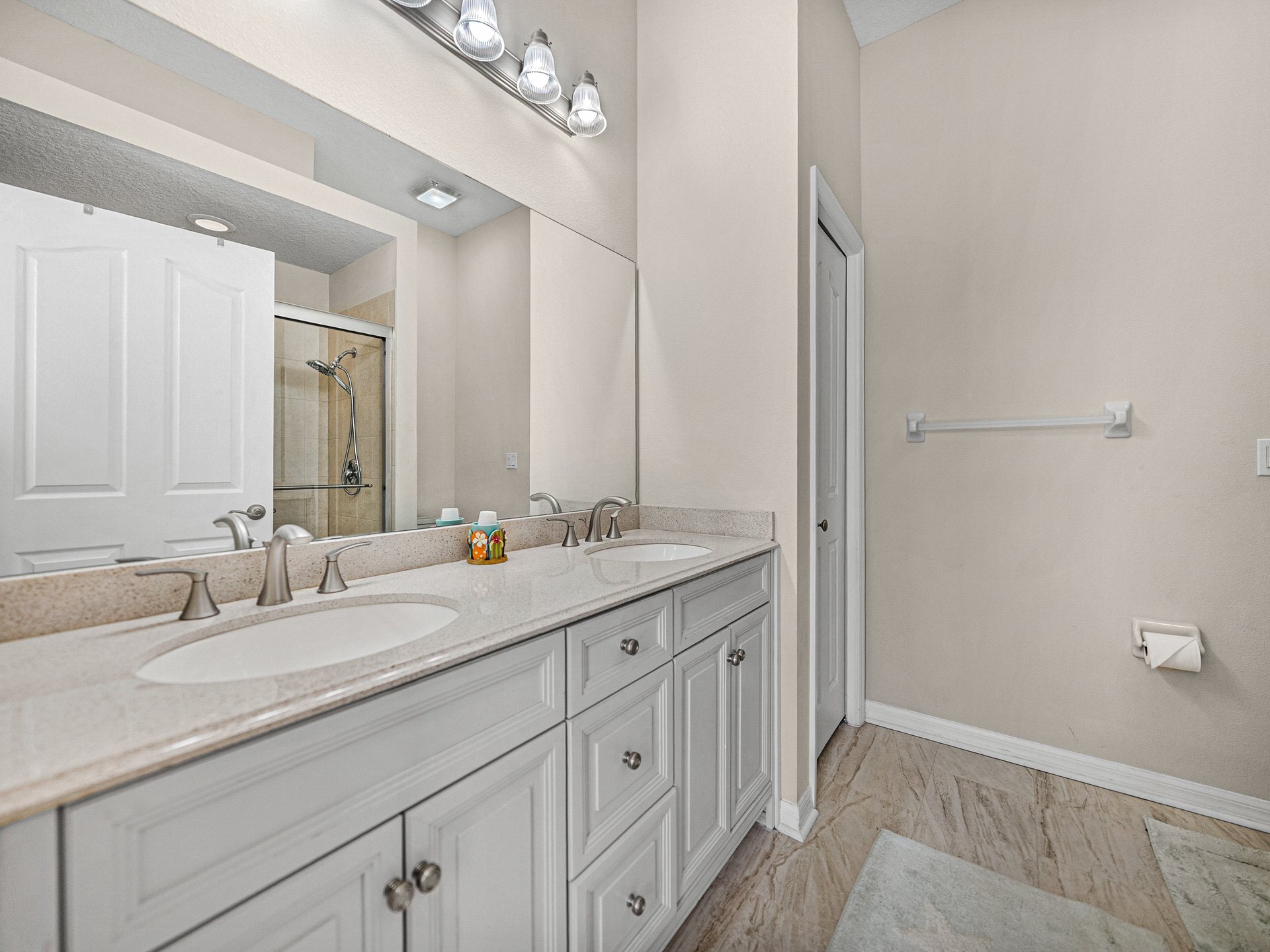 12902 GRAND TRAVERSE DR