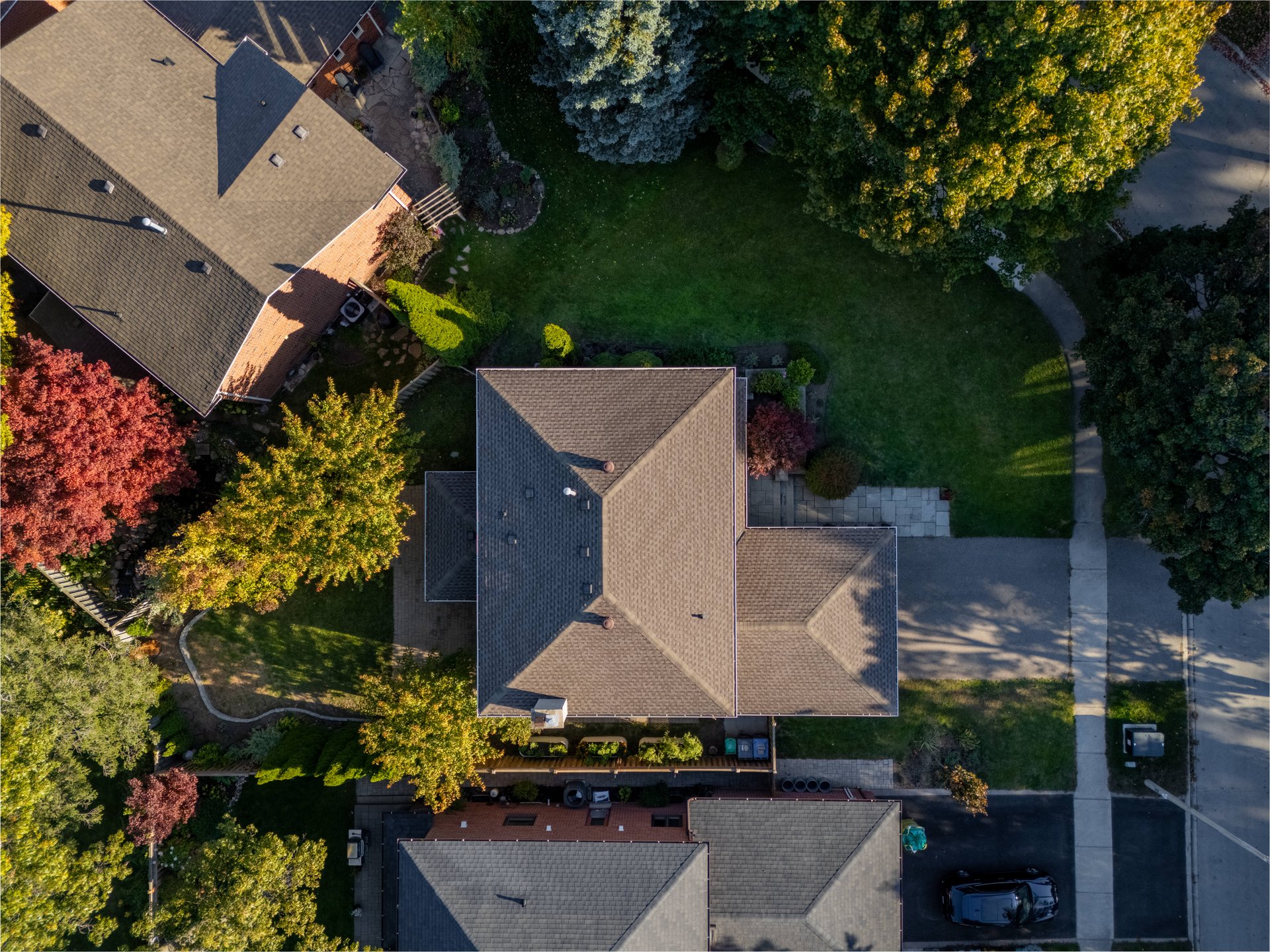 1053 Red Pine Cres