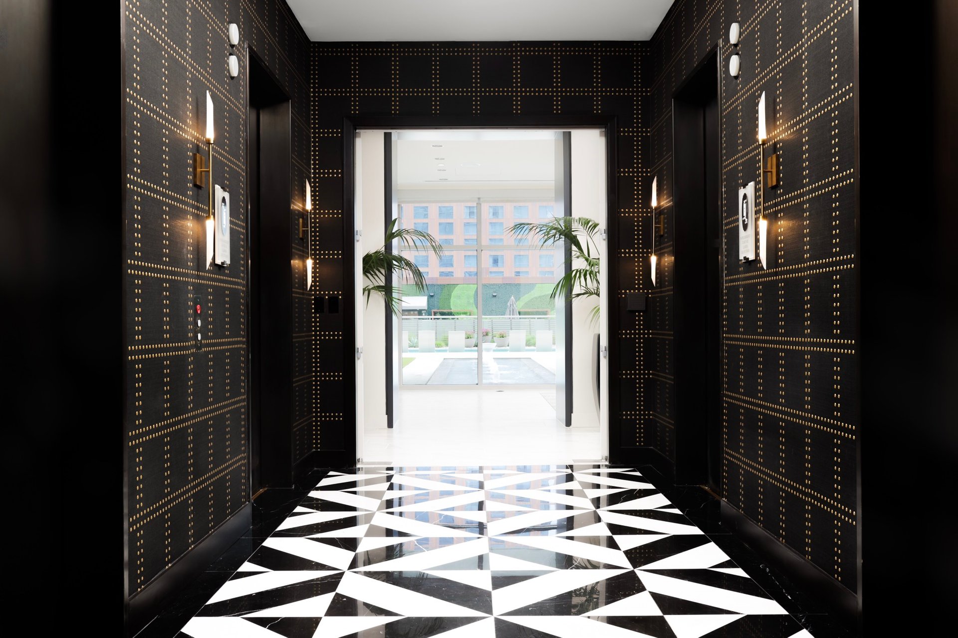 200 Congress Ave #33BB