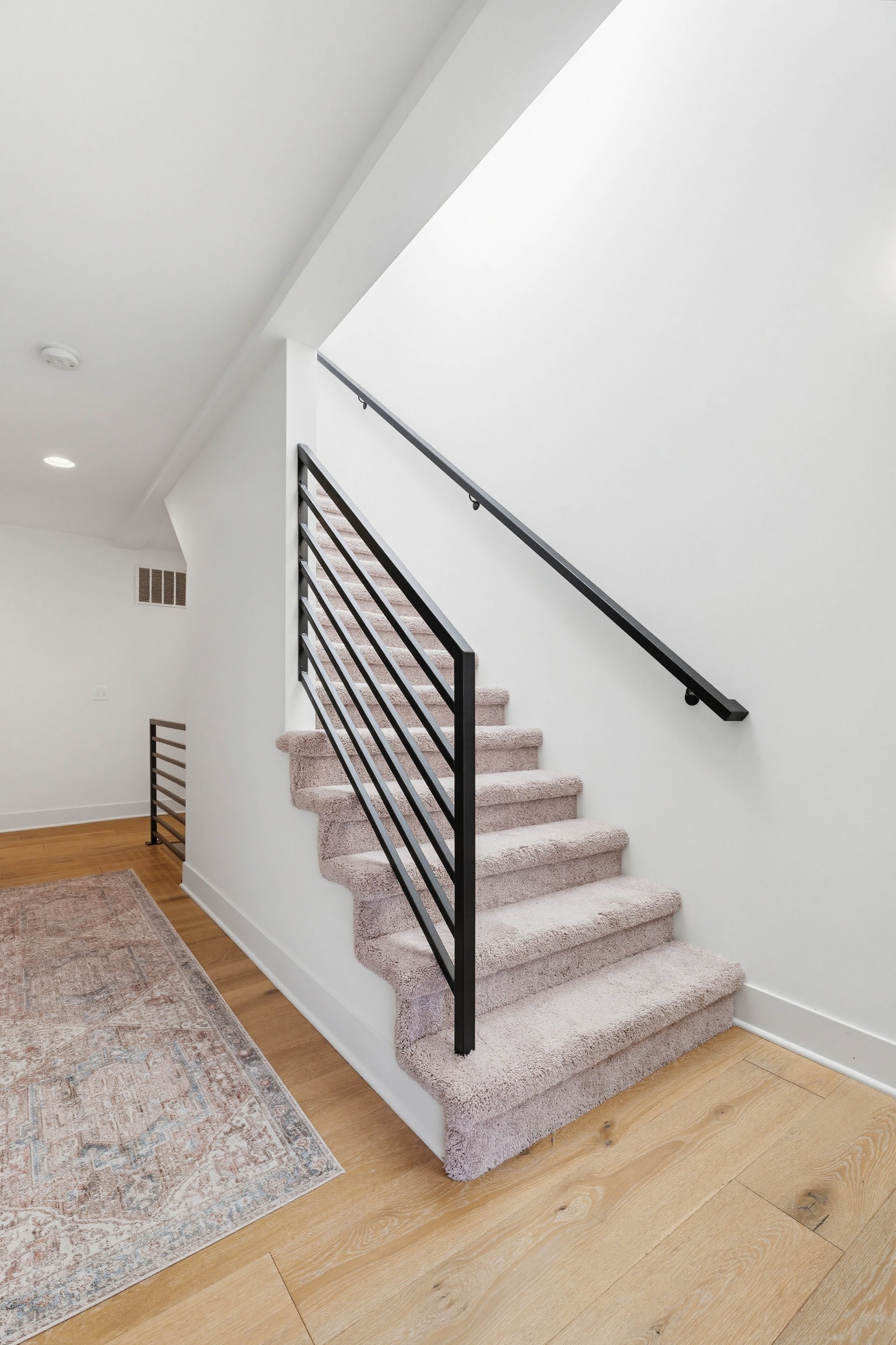 710 E Parent Ave